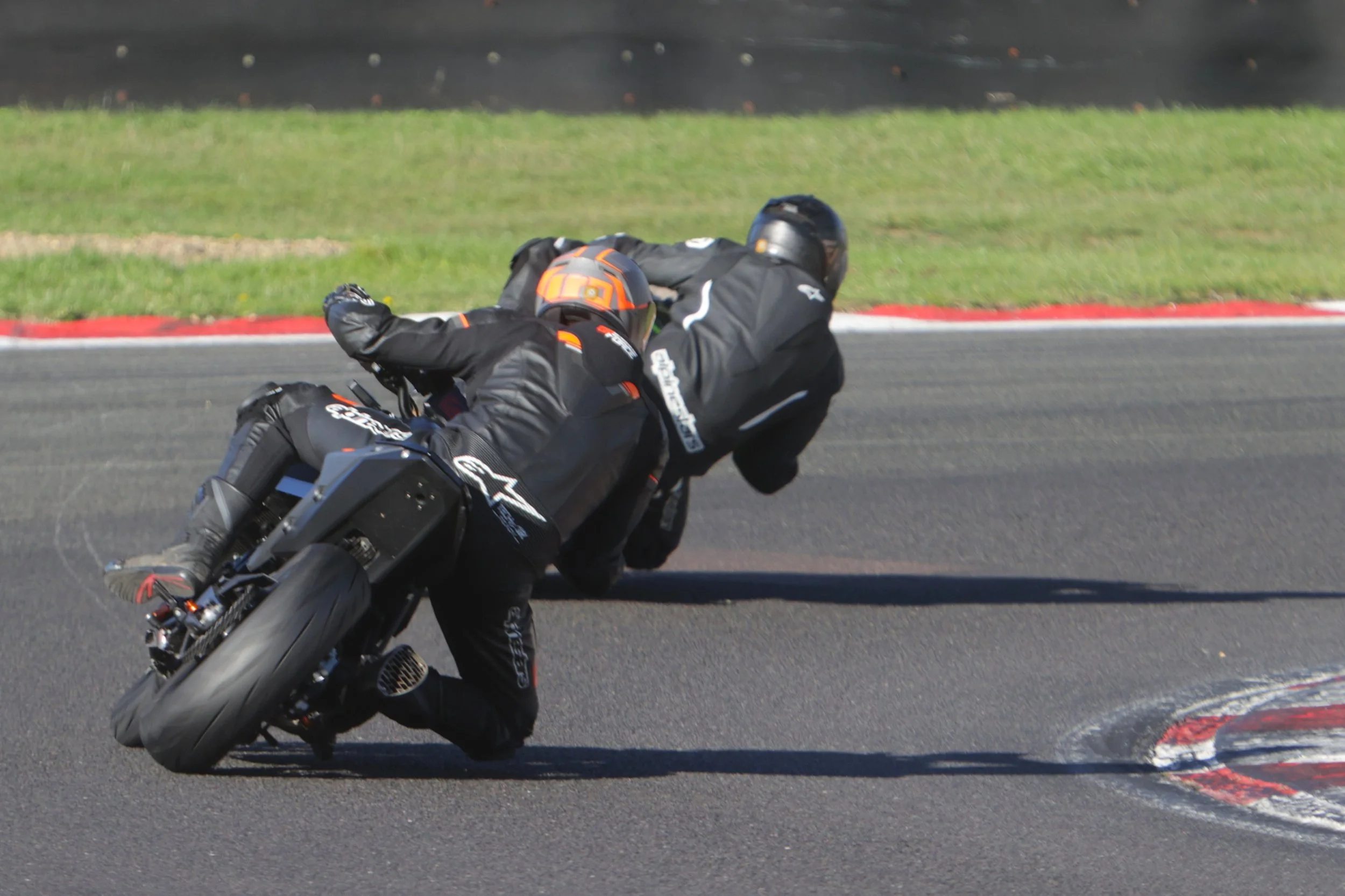BB011110 crop.jpg