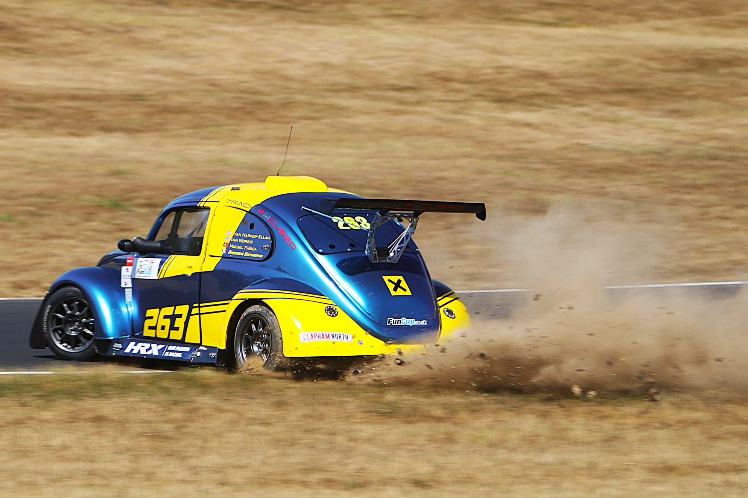 BB014126 crop.JPG