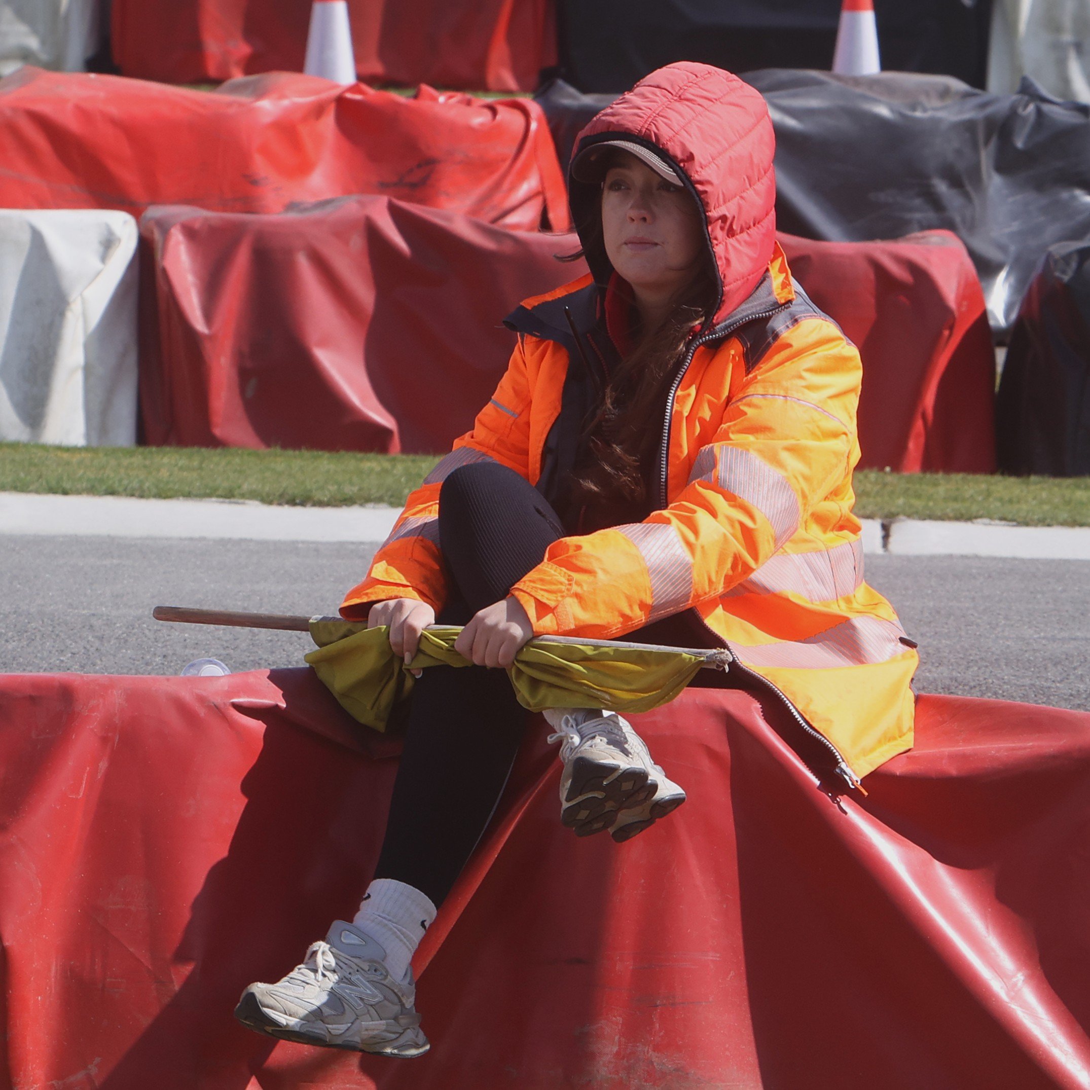 Relaxing between races