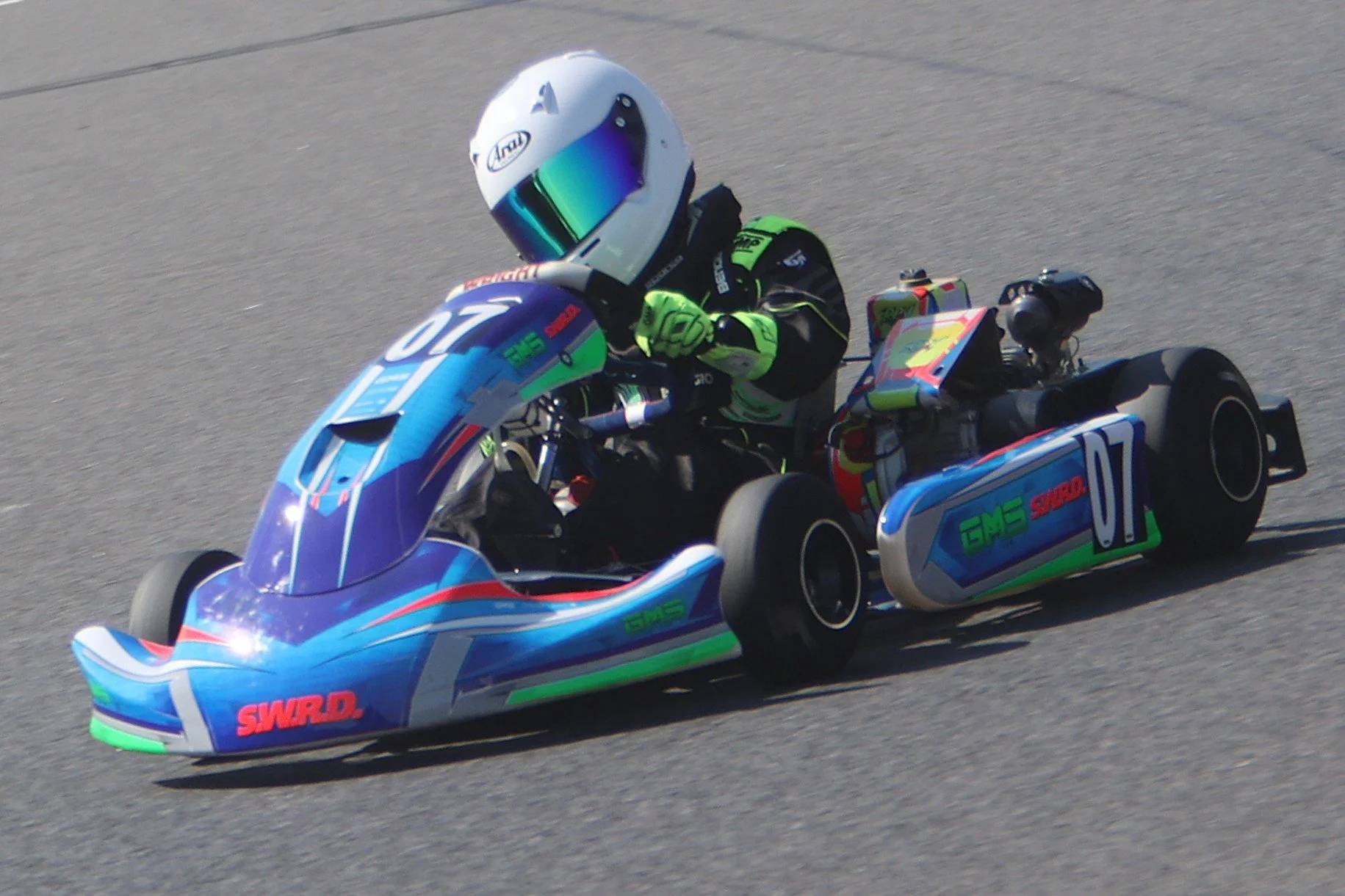 BB013918 crop.JPG