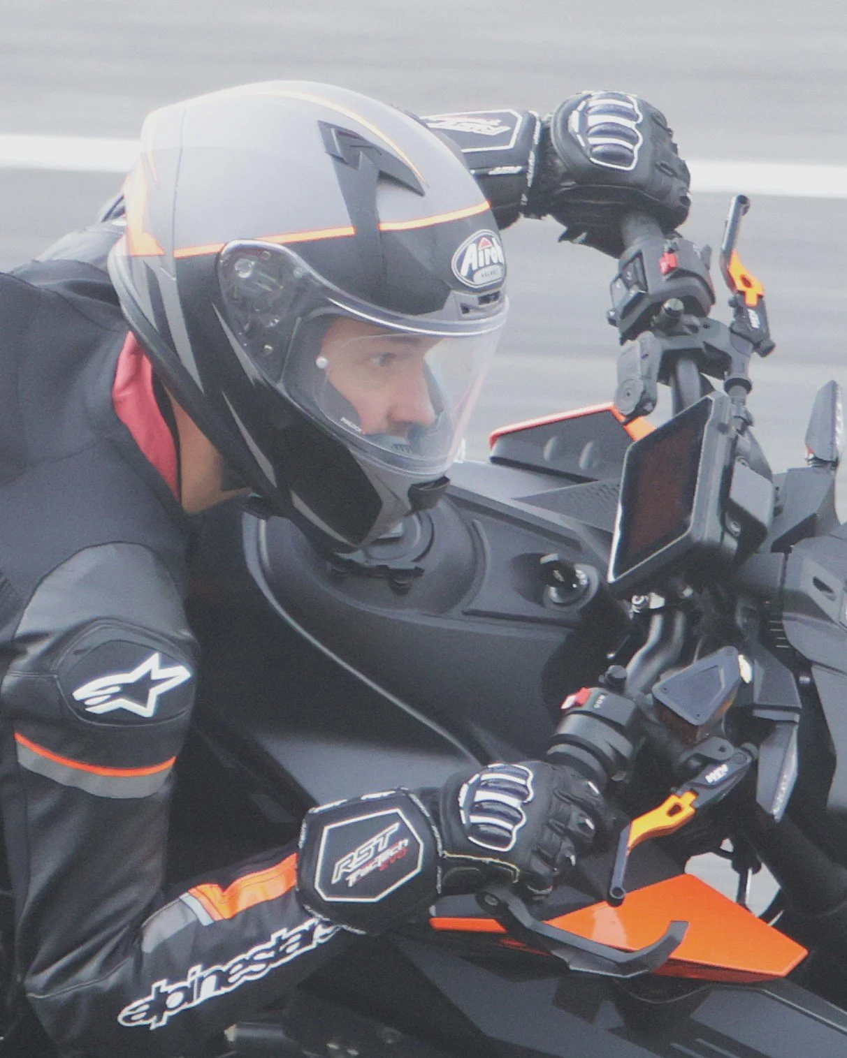 BB010540 crop.jpg