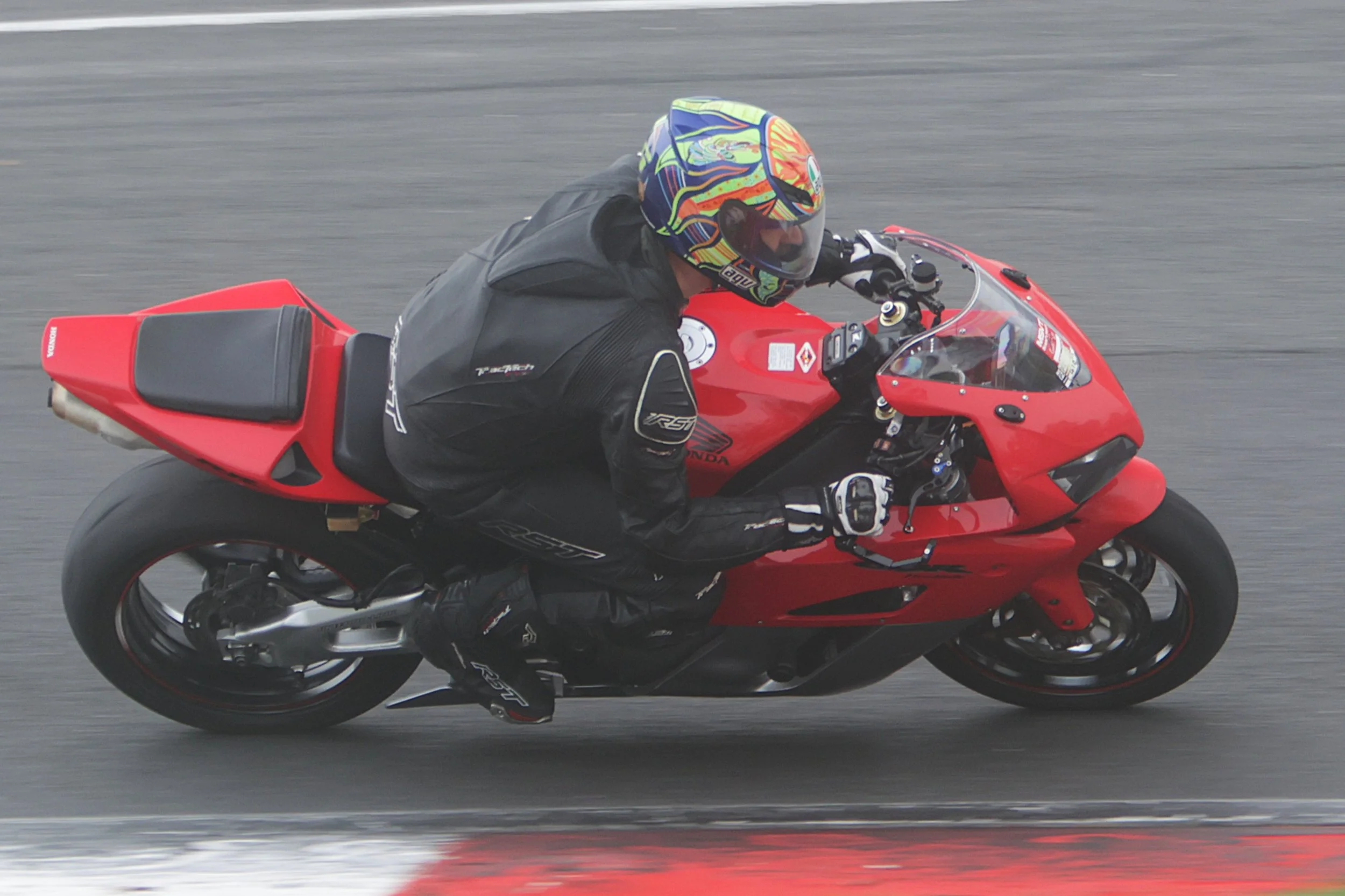 BB010453 crop.jpg