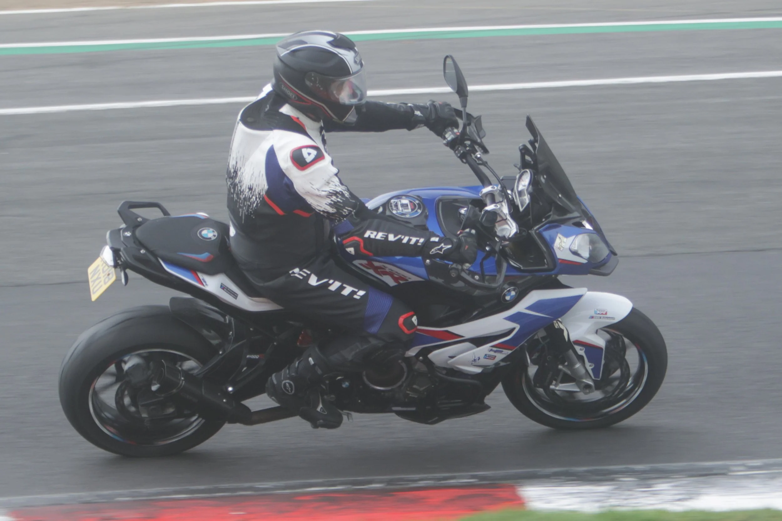 BB010405 crop.jpg