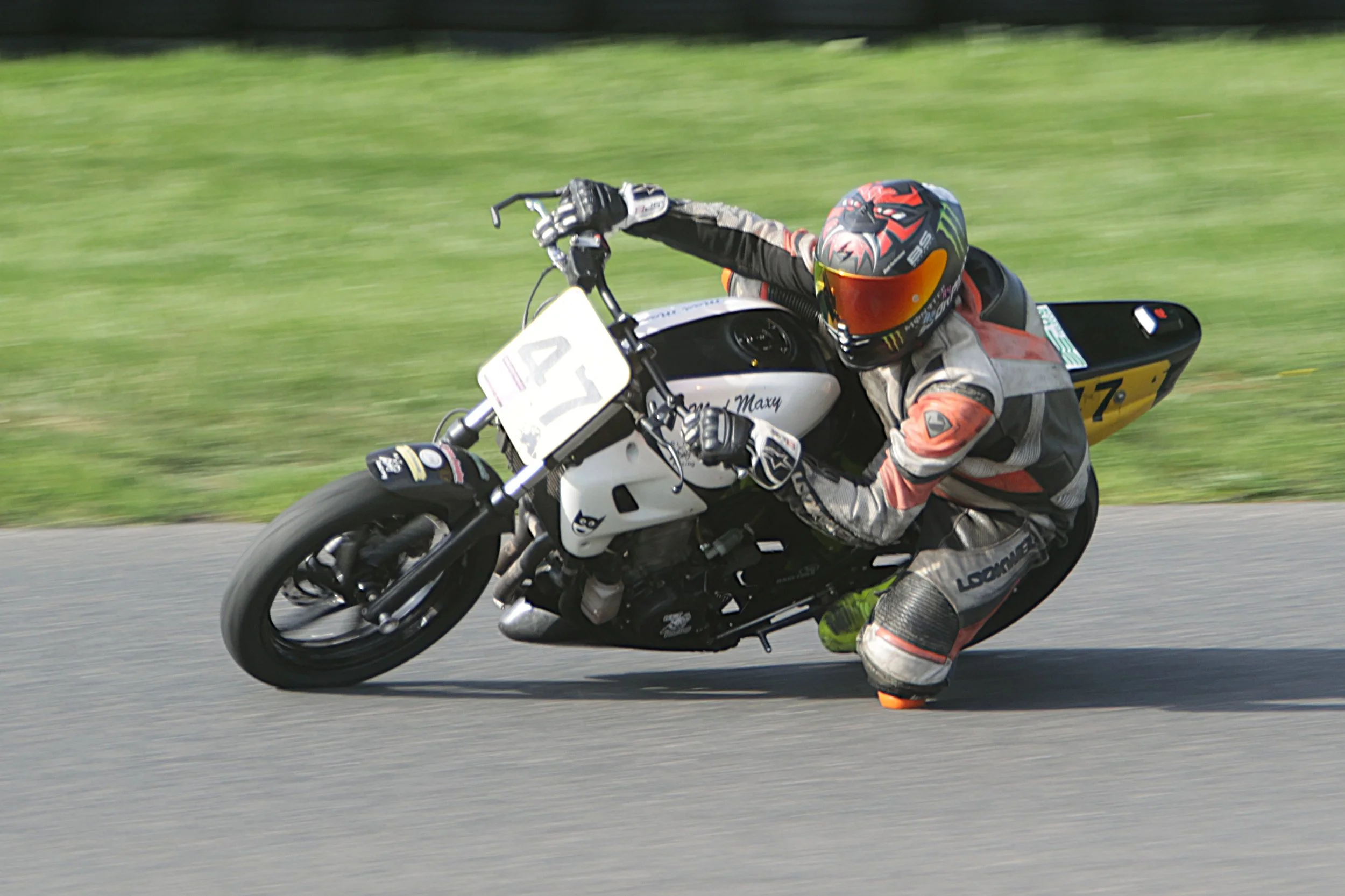 BB017915 crop.jpg