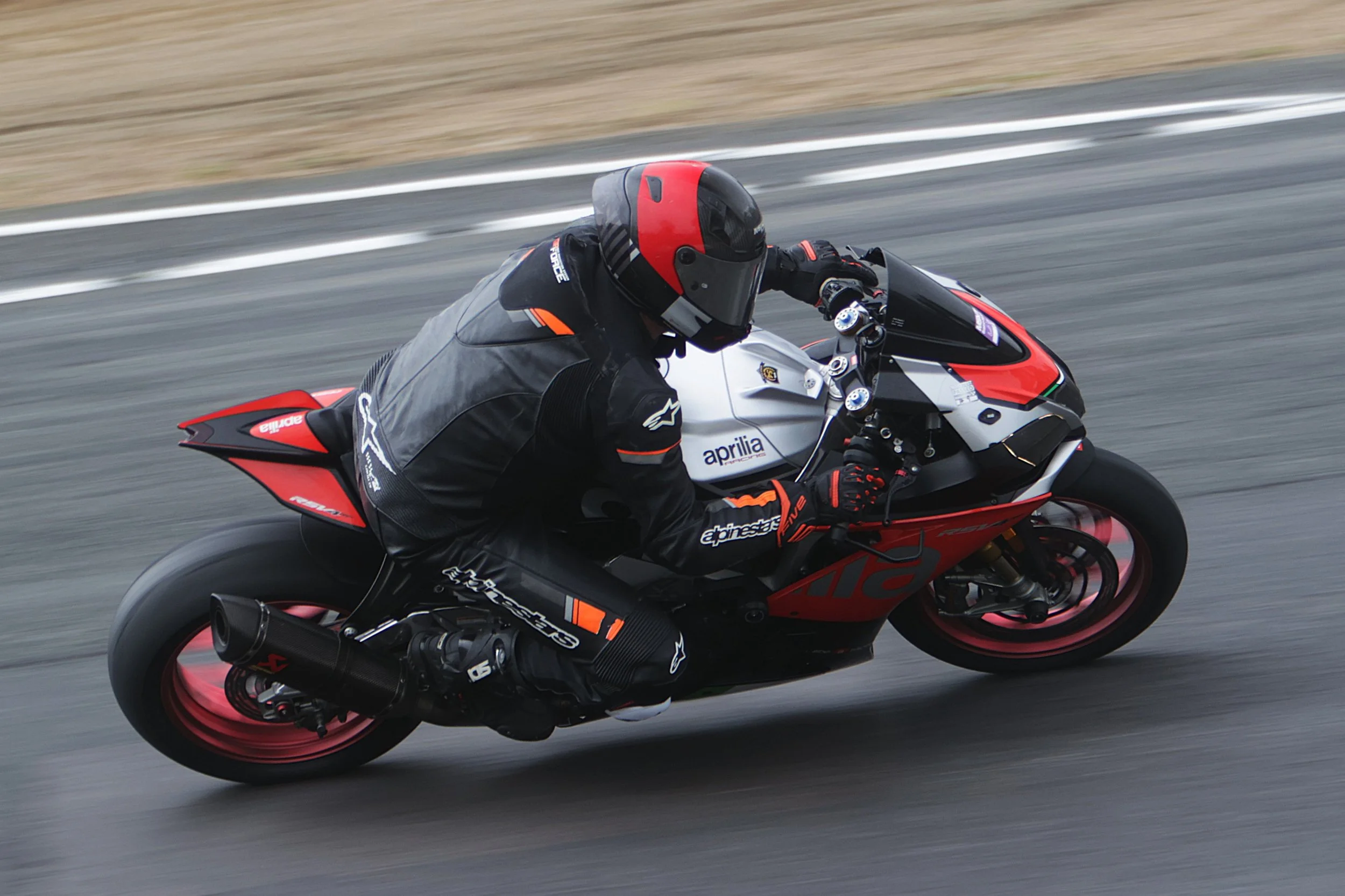 BB013890 crop.jpg