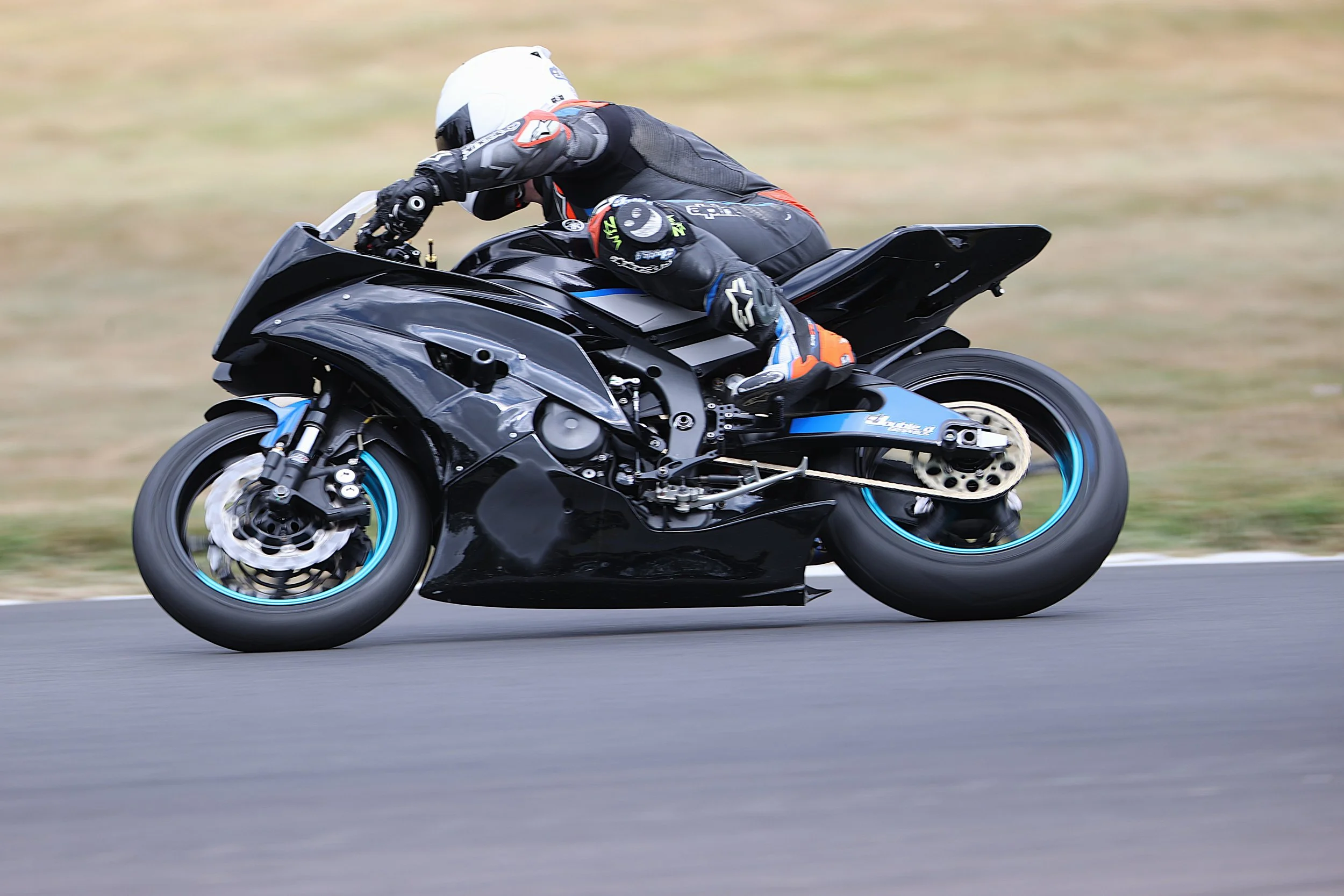 BB017124 crop.JPG