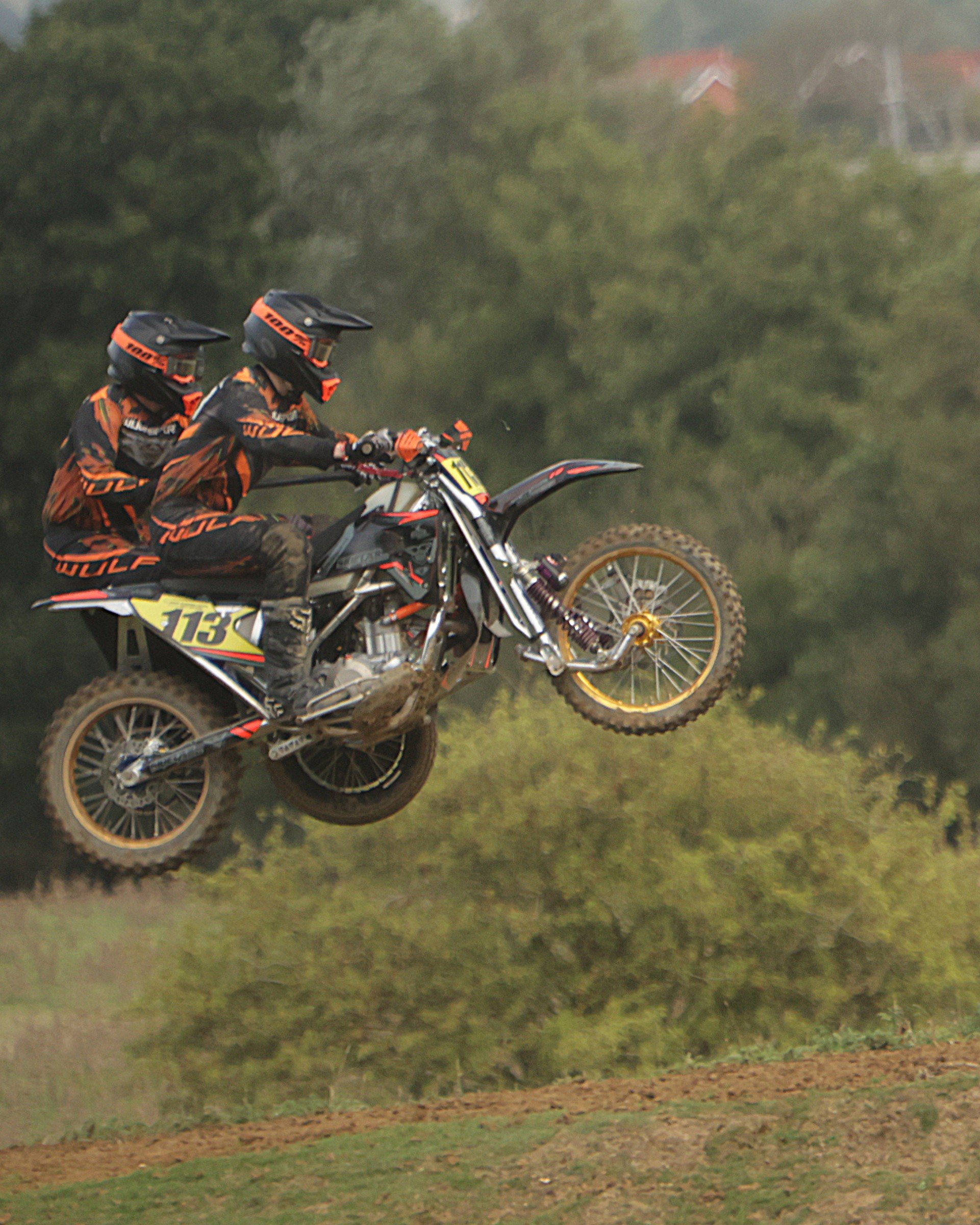 BB017067_2 crop.jpg