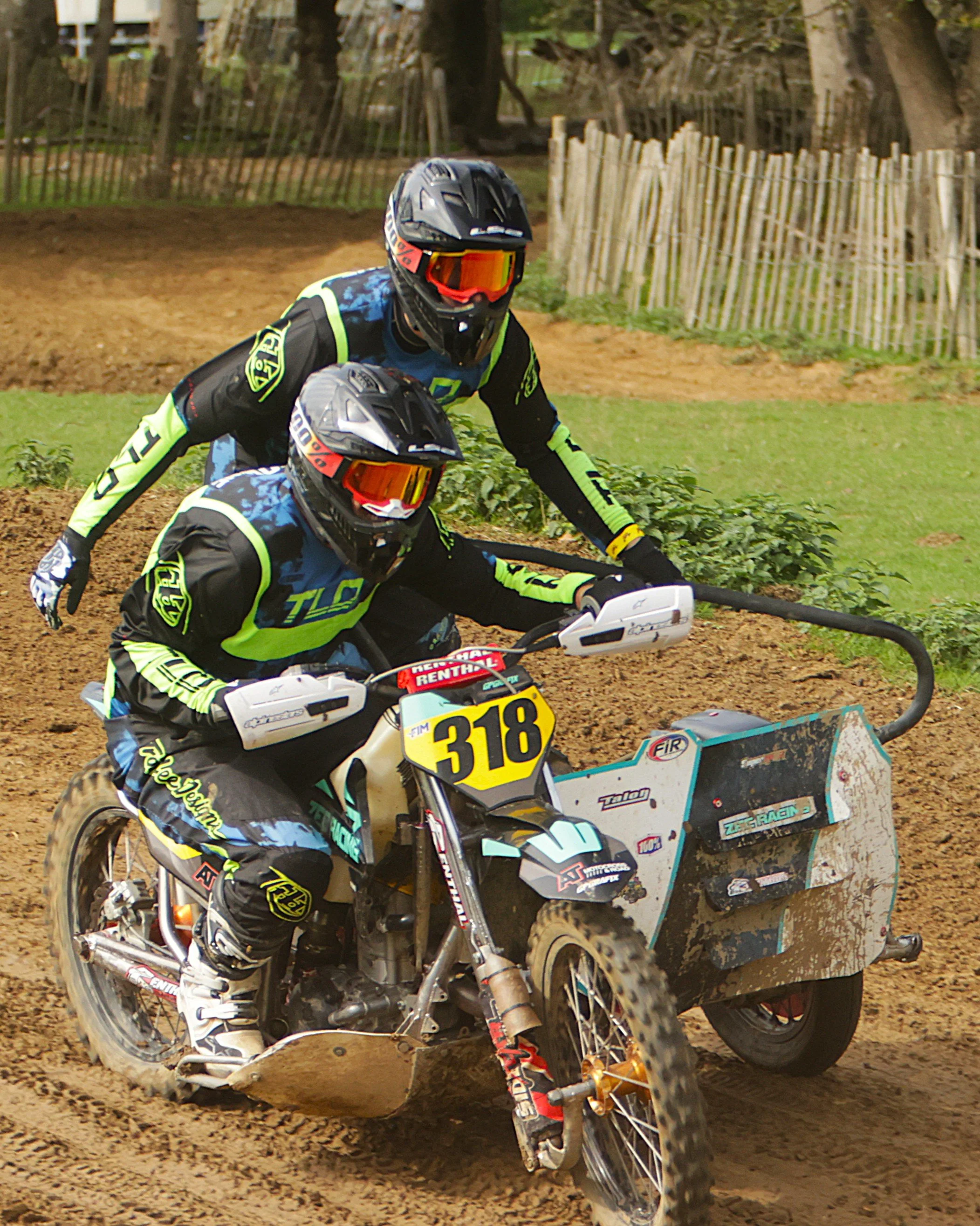 BB017102 crop.jpg