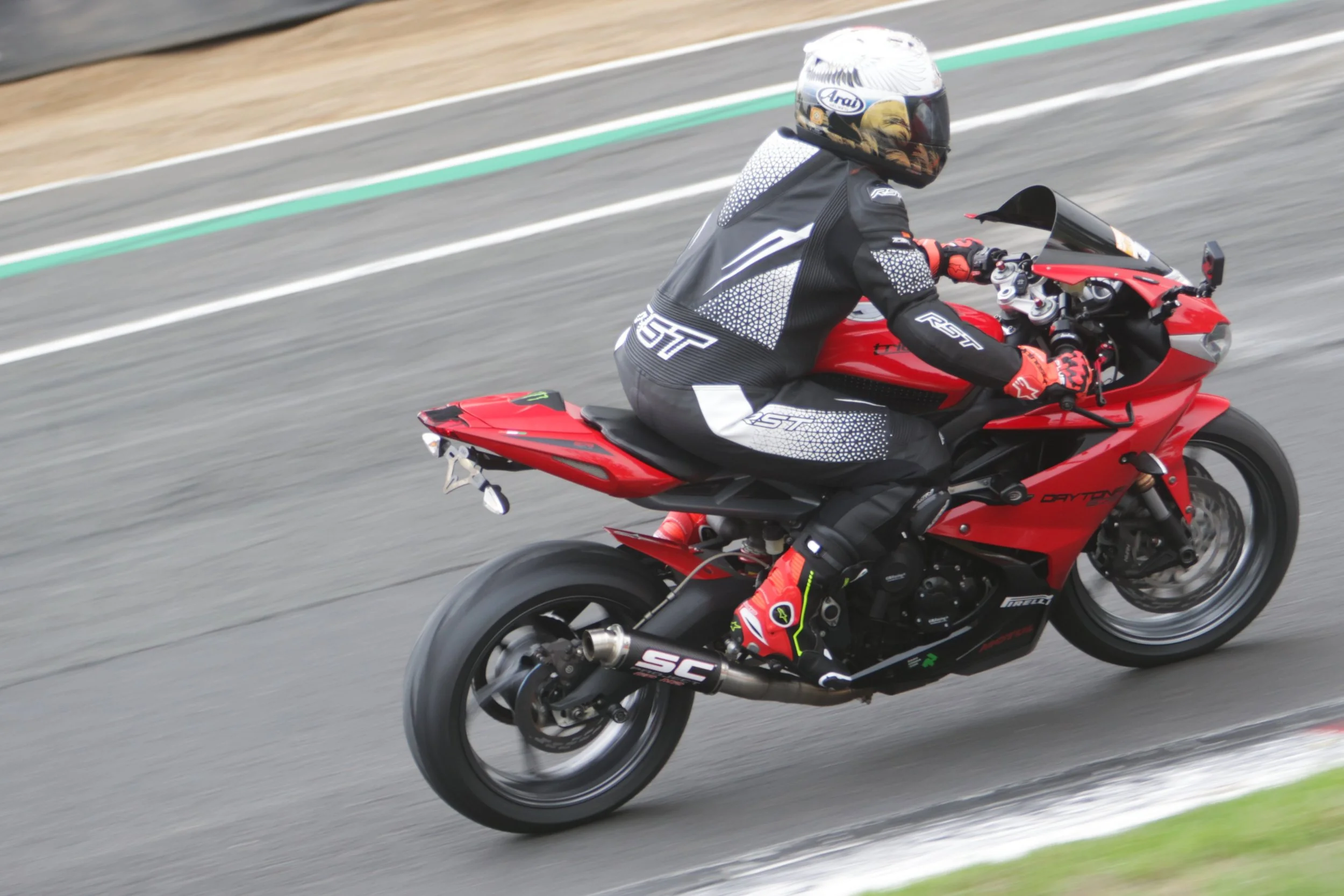 BB014410 crop crop.jpg