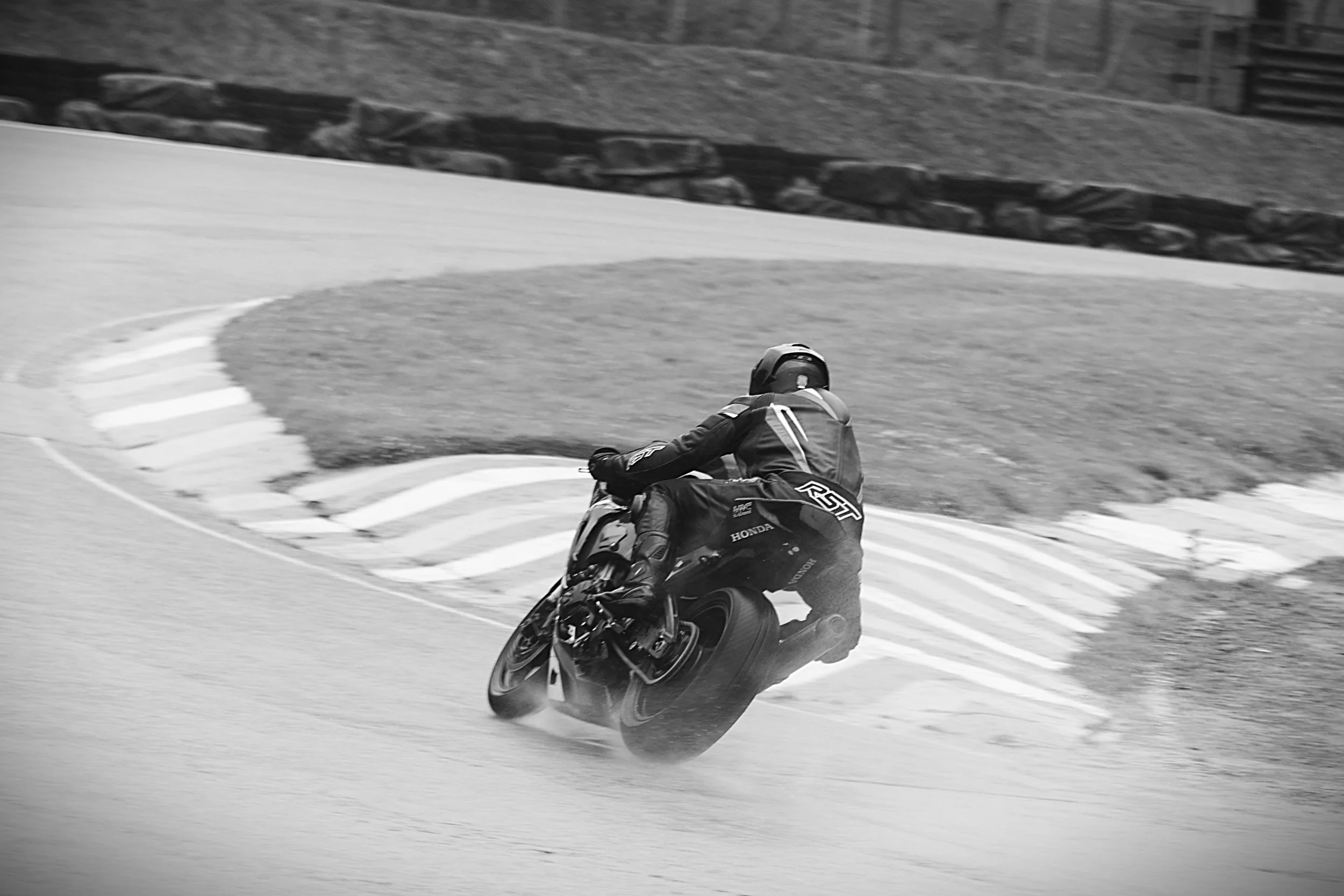 No Limits Bike Track Day at Lydden Hill - 06 June 26