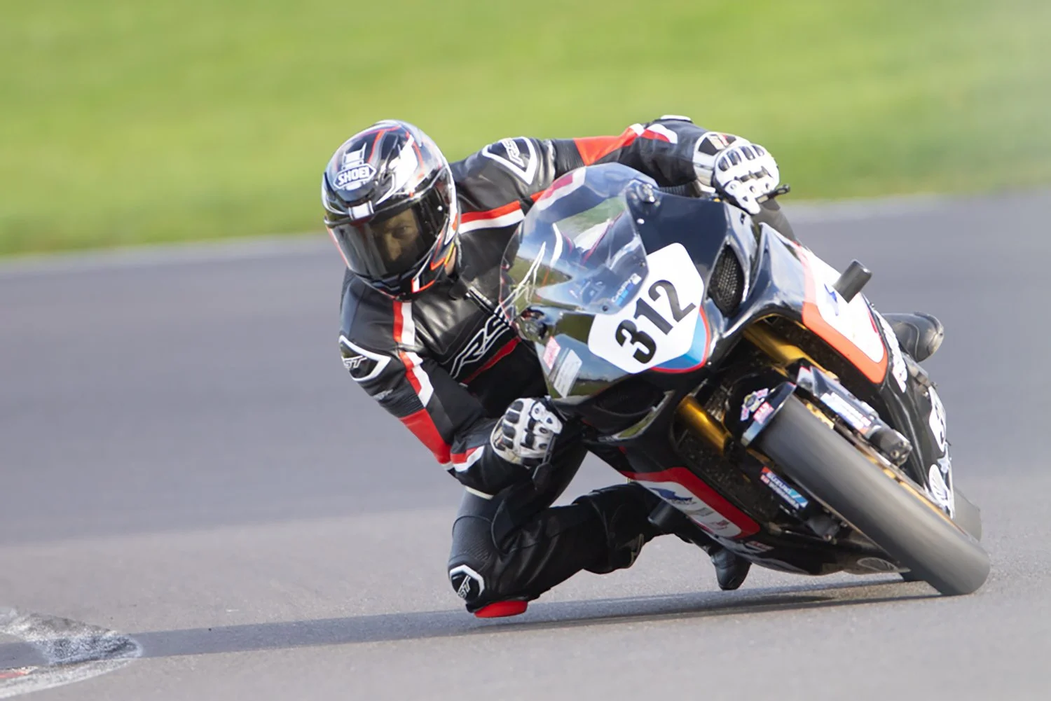 IMG_9999_767 crop.jpg