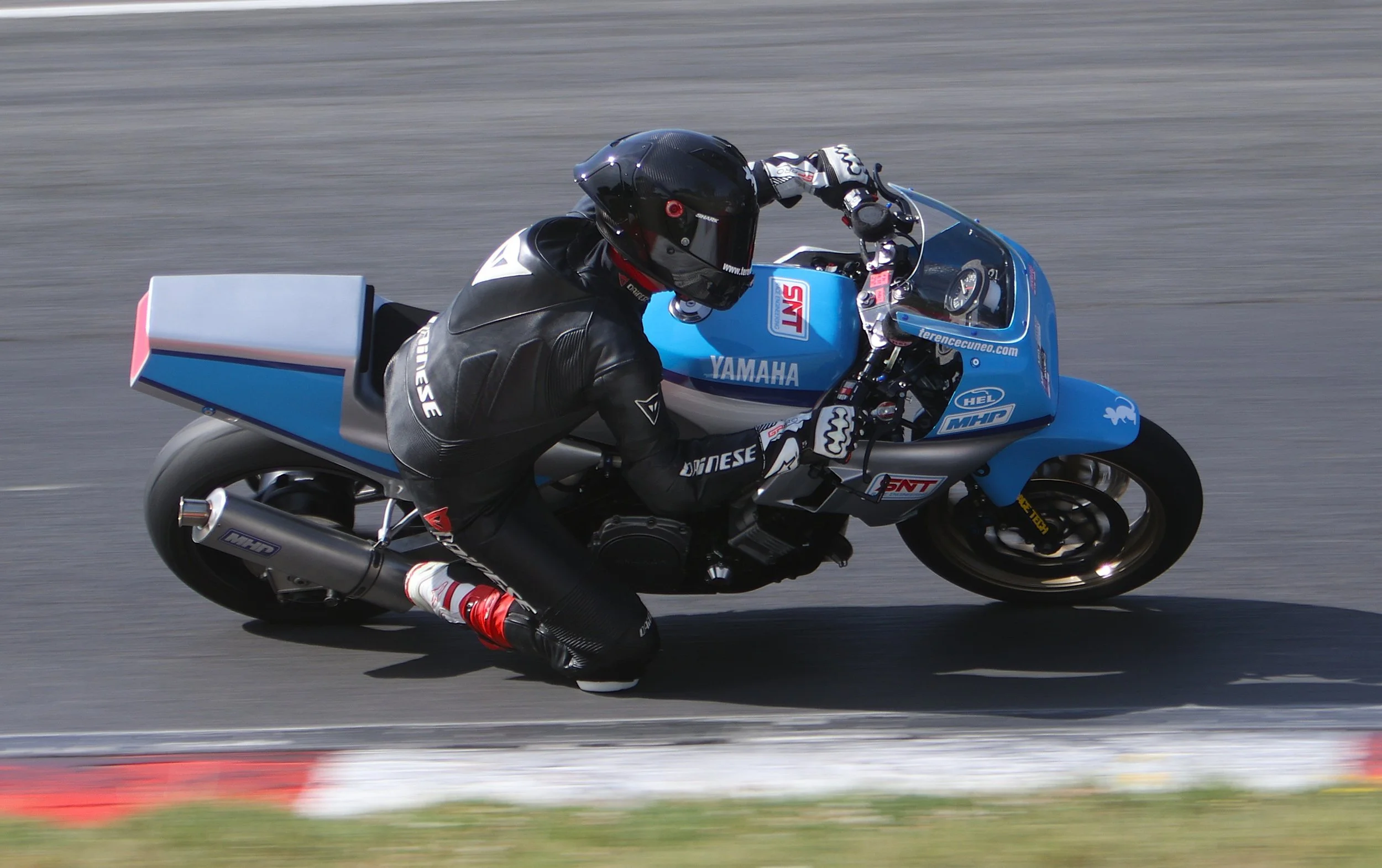BB013066 crop.JPG