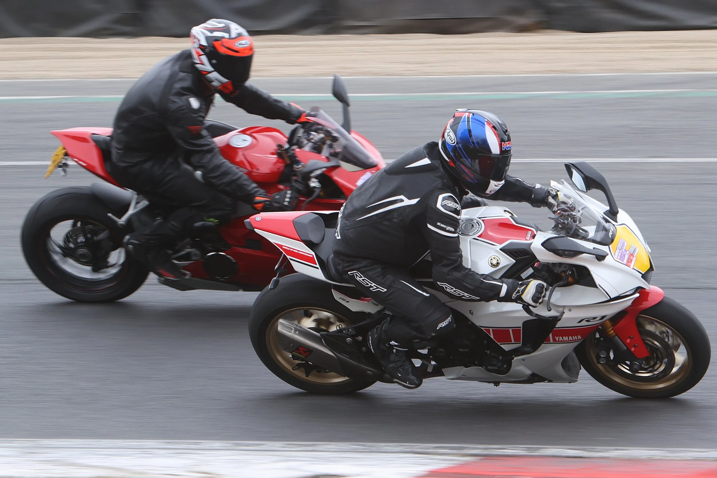 BB015861 crop.JPG
