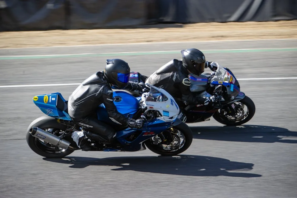 Overtaking whilst navigating 'Druids' - No Limits Bike Track Day 26 May 26