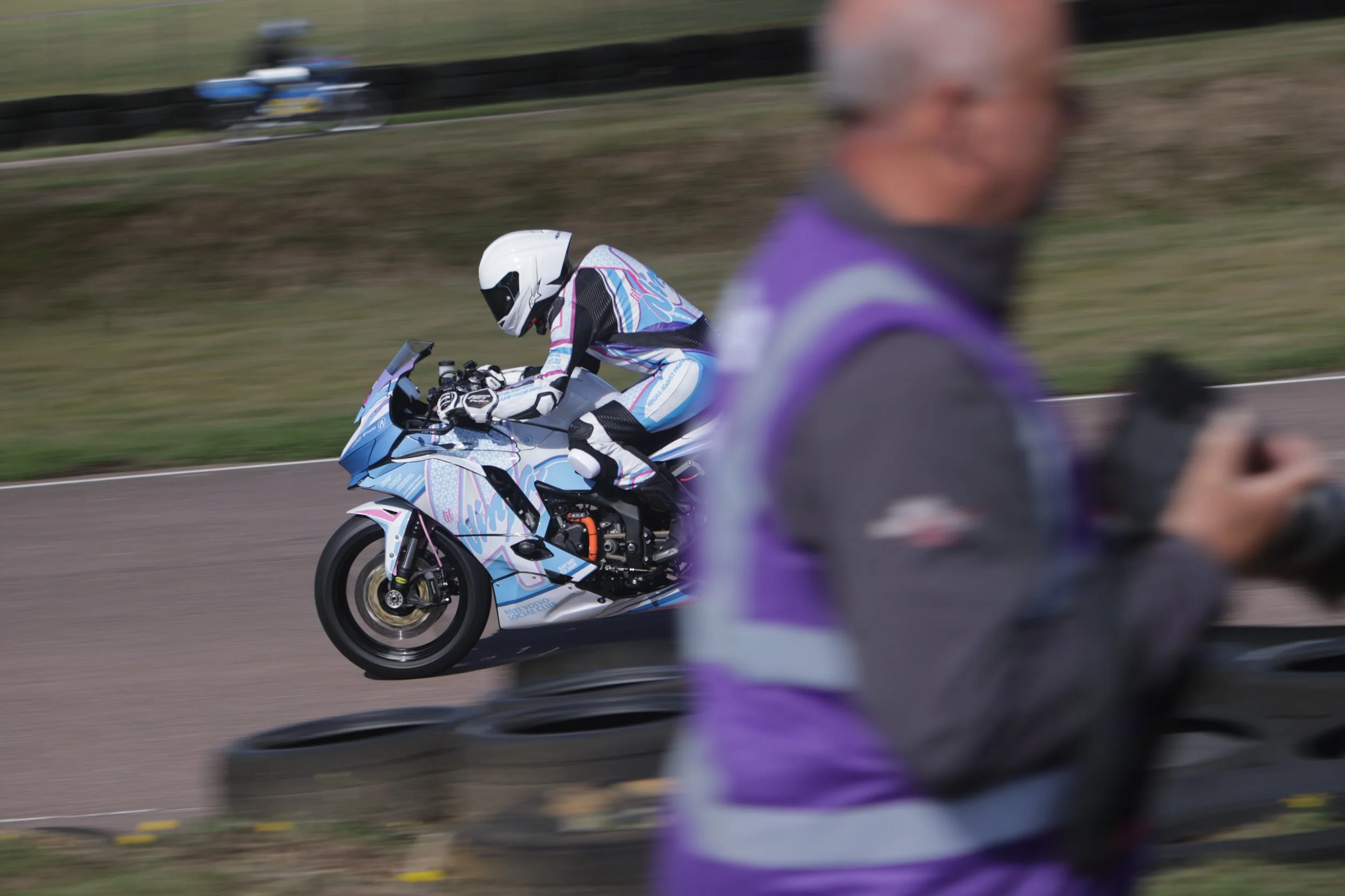 BB018151 crop.JPG