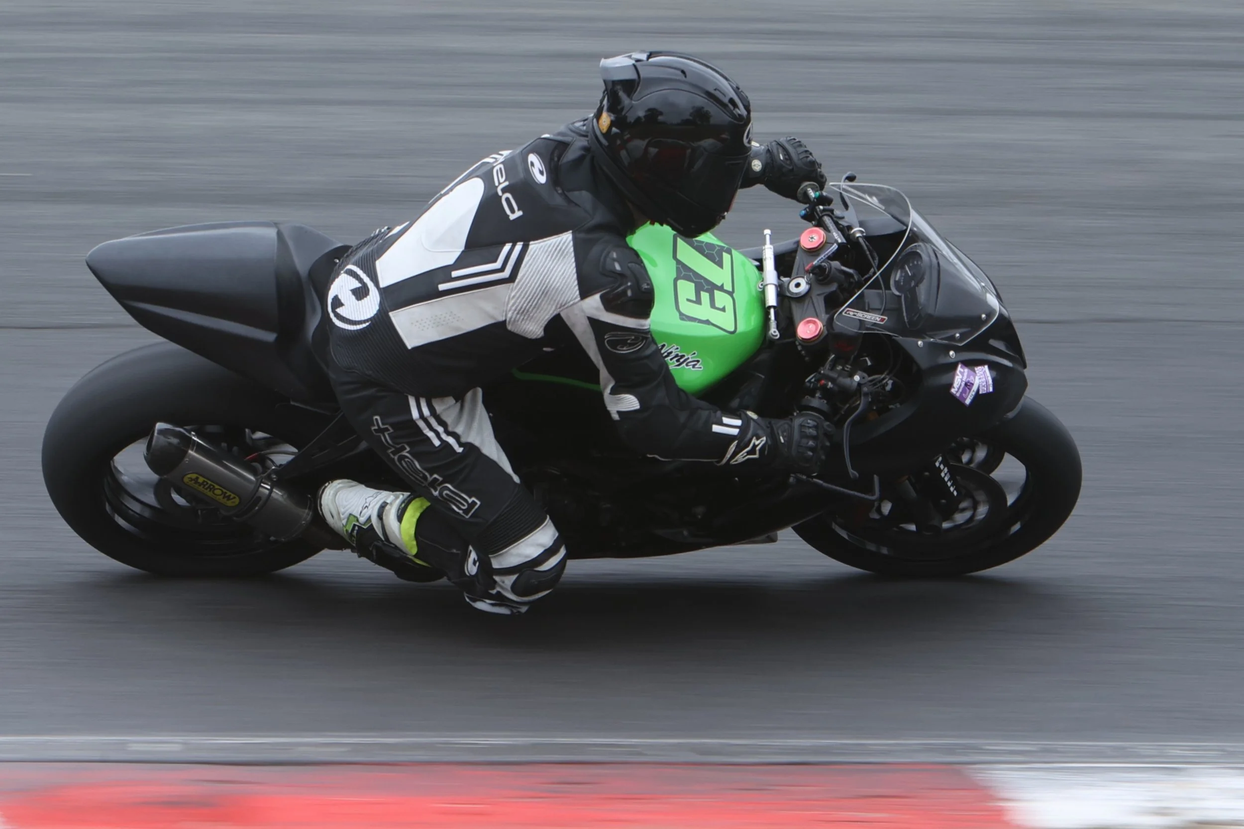 BB015913 crop.JPG