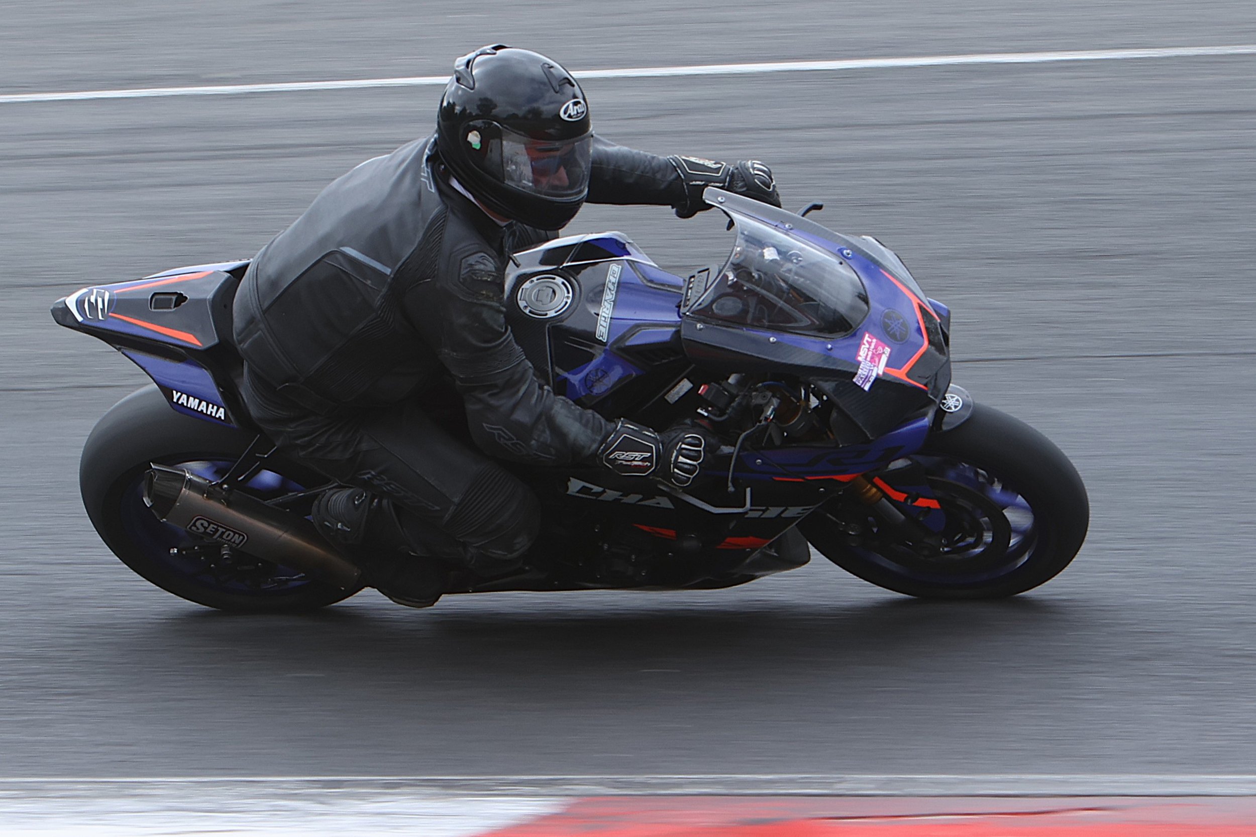 BB016229 crop.JPG
