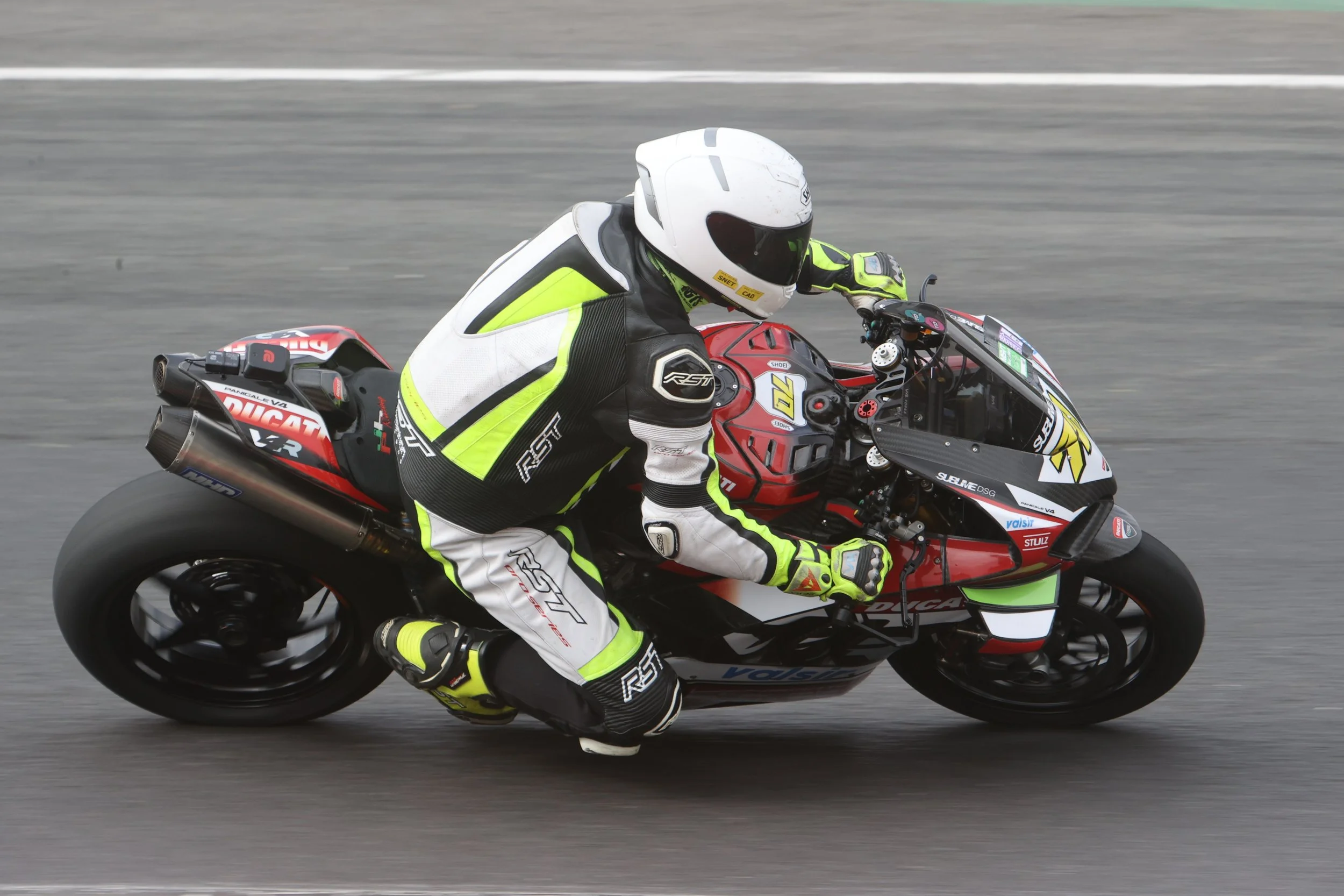 BB015624 crop.JPG