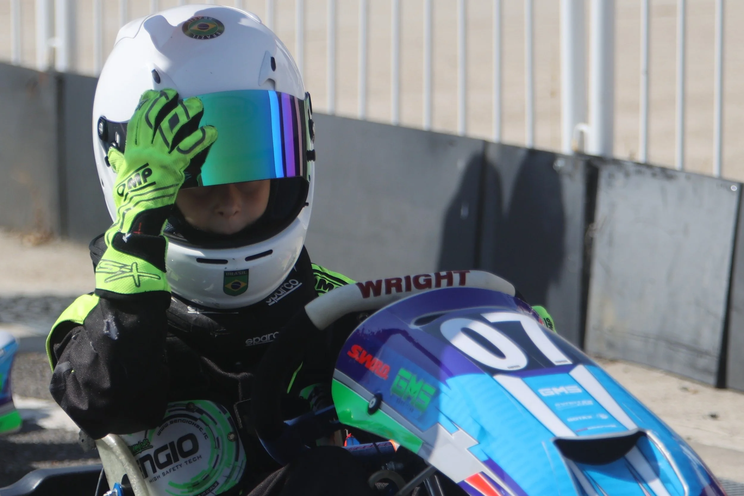 BB013851 crop.JPG