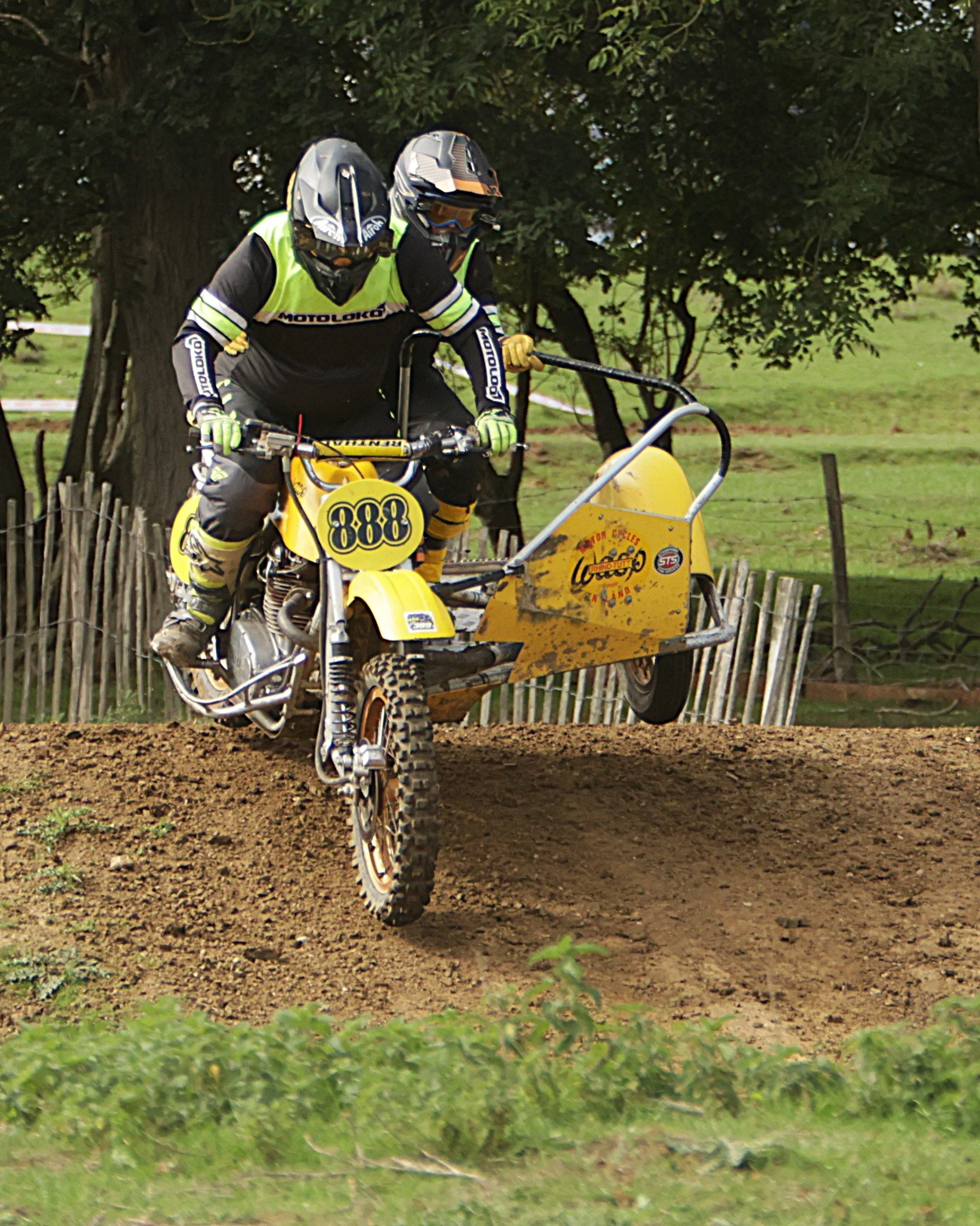 BB017090 crop.jpg