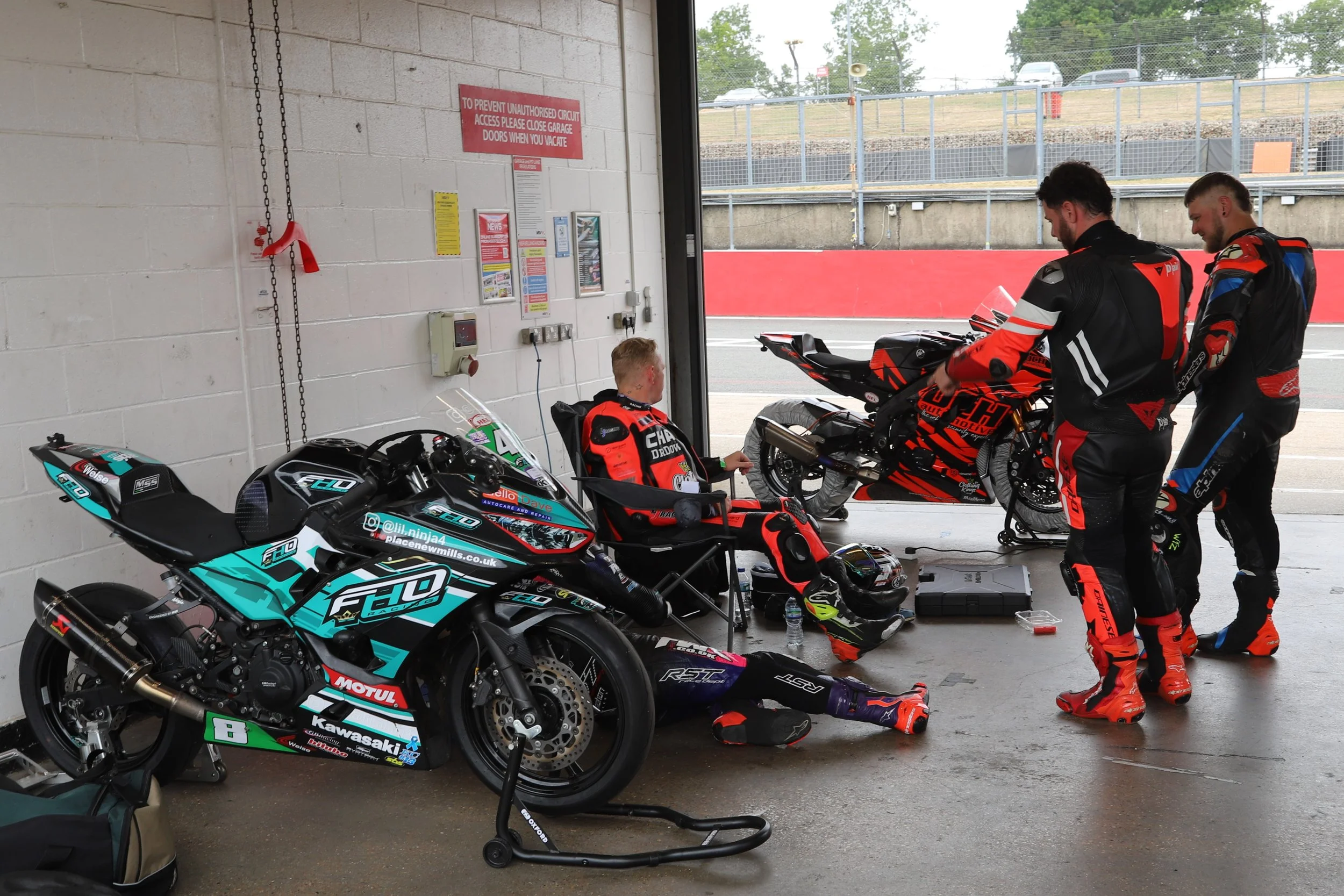 Life in the Pits