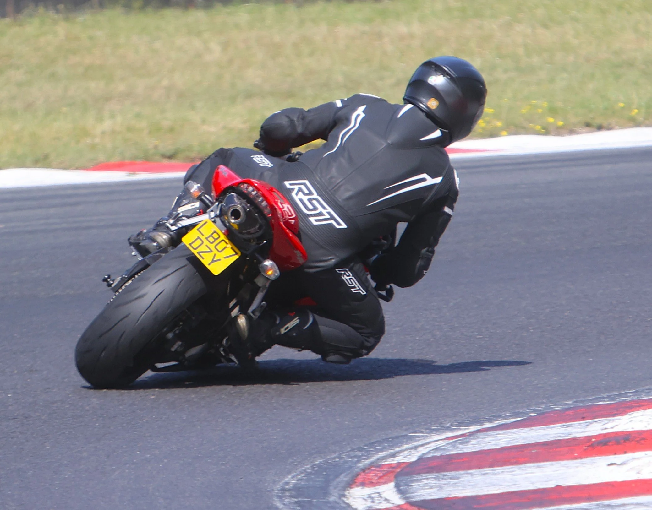 BB013337 crop.JPG