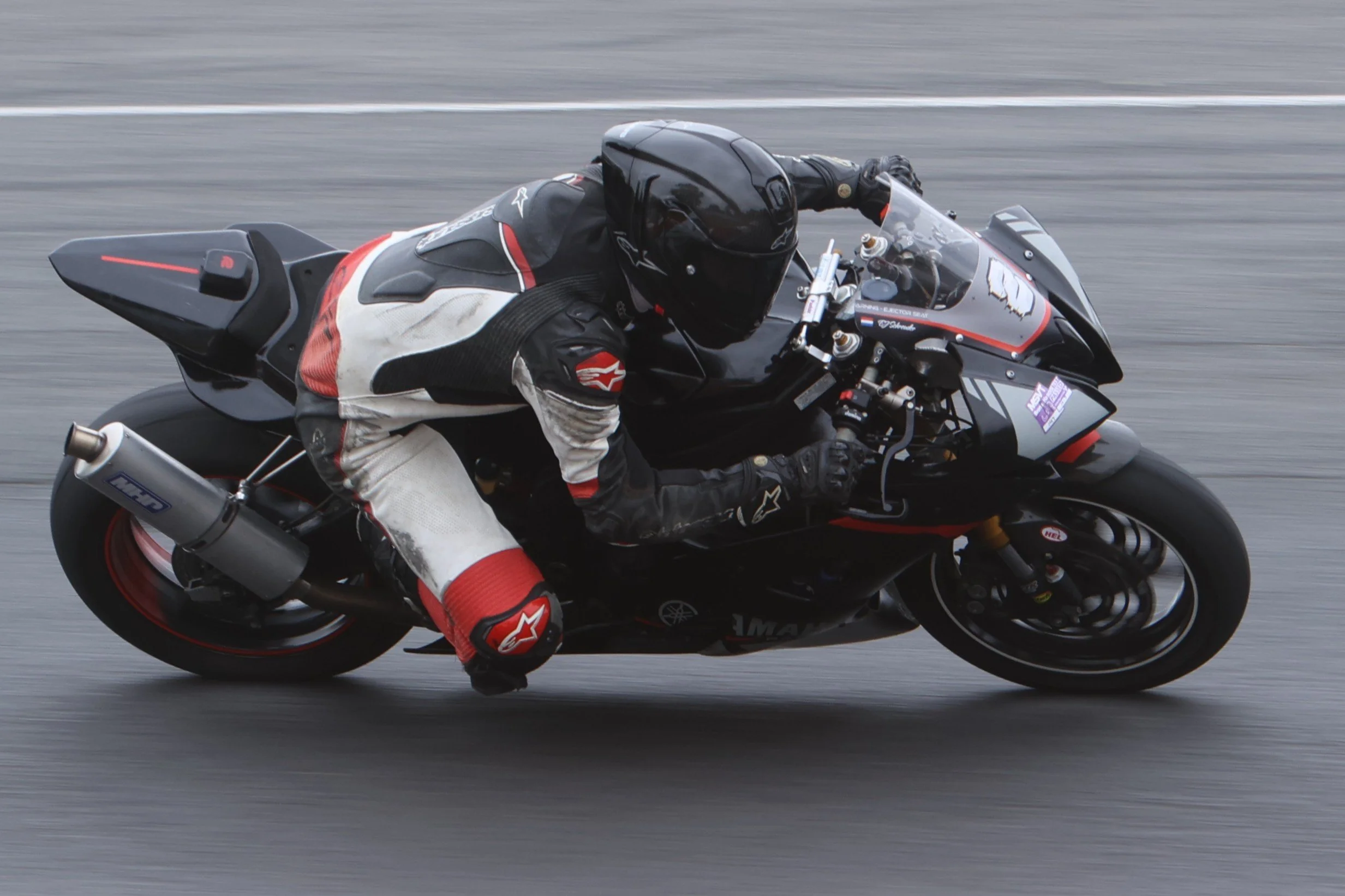 BB015870 crop.JPG