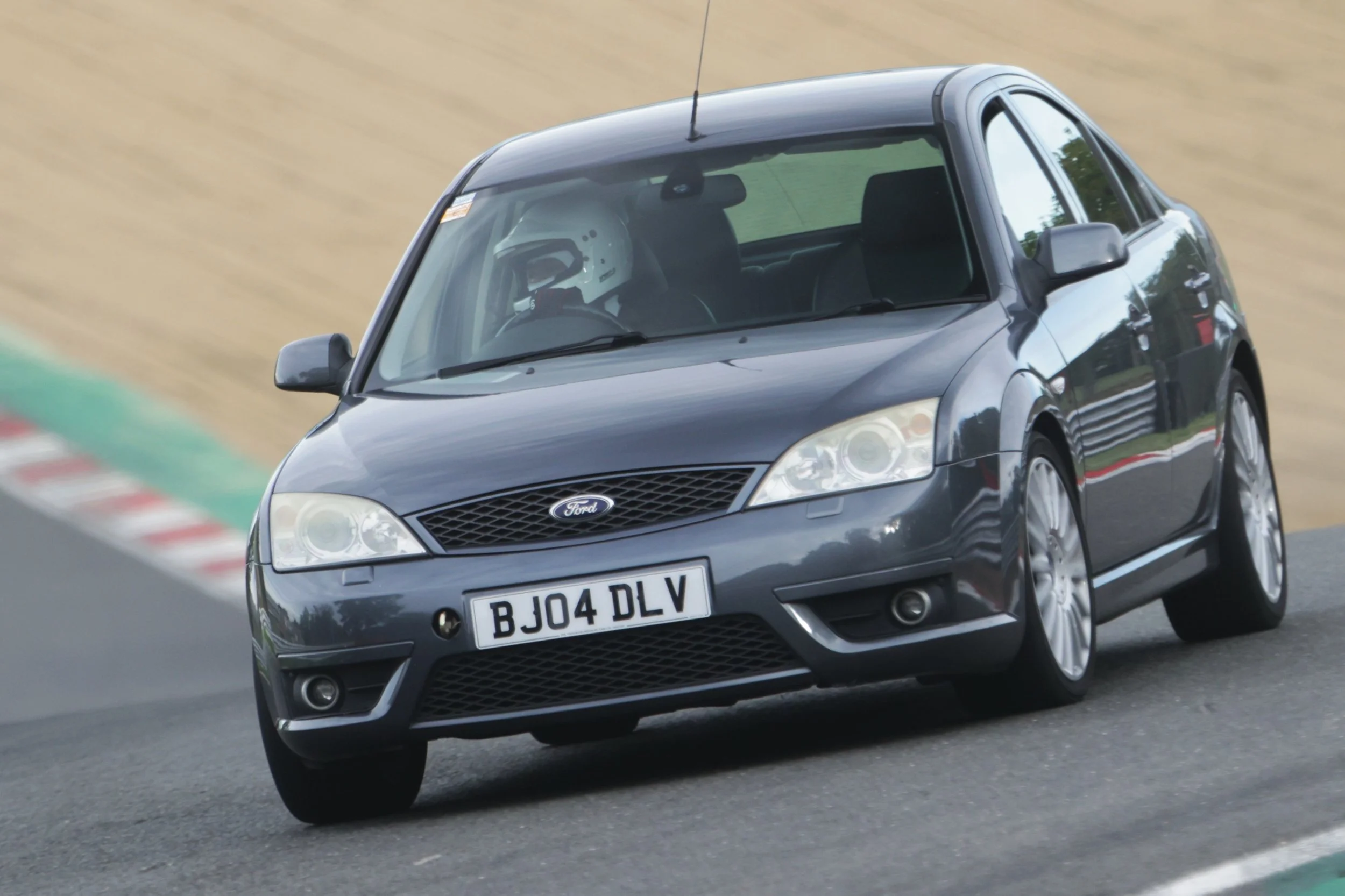 BB011763 crop.jpg