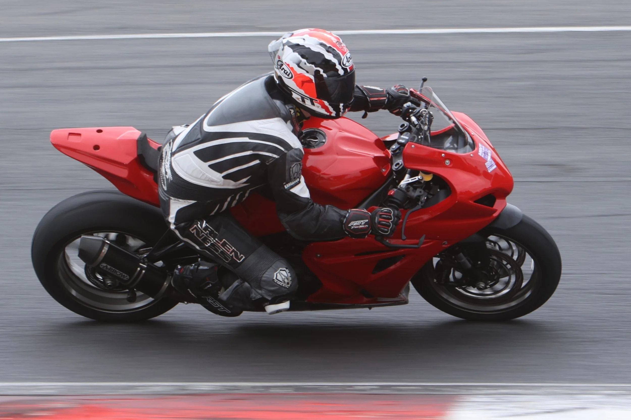 BB015830 crop.JPG
