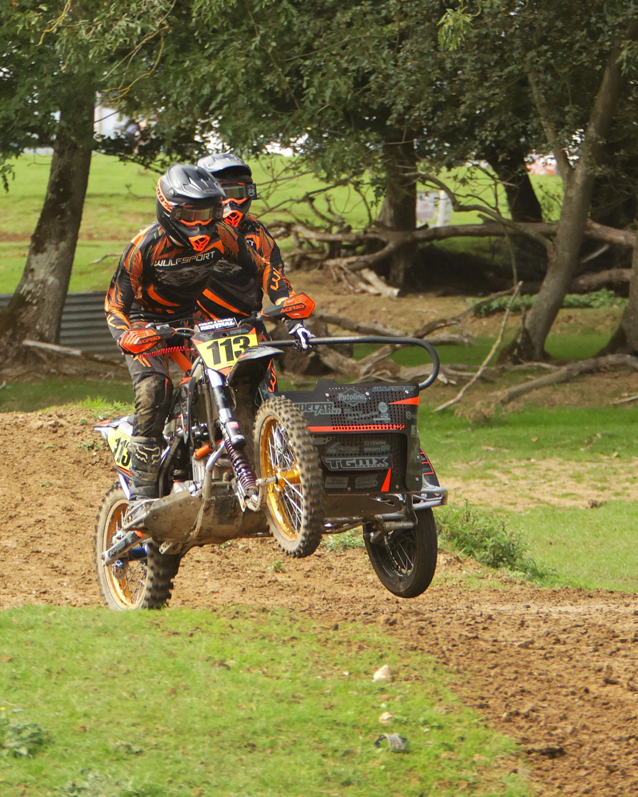 BB017044 crop.jpg