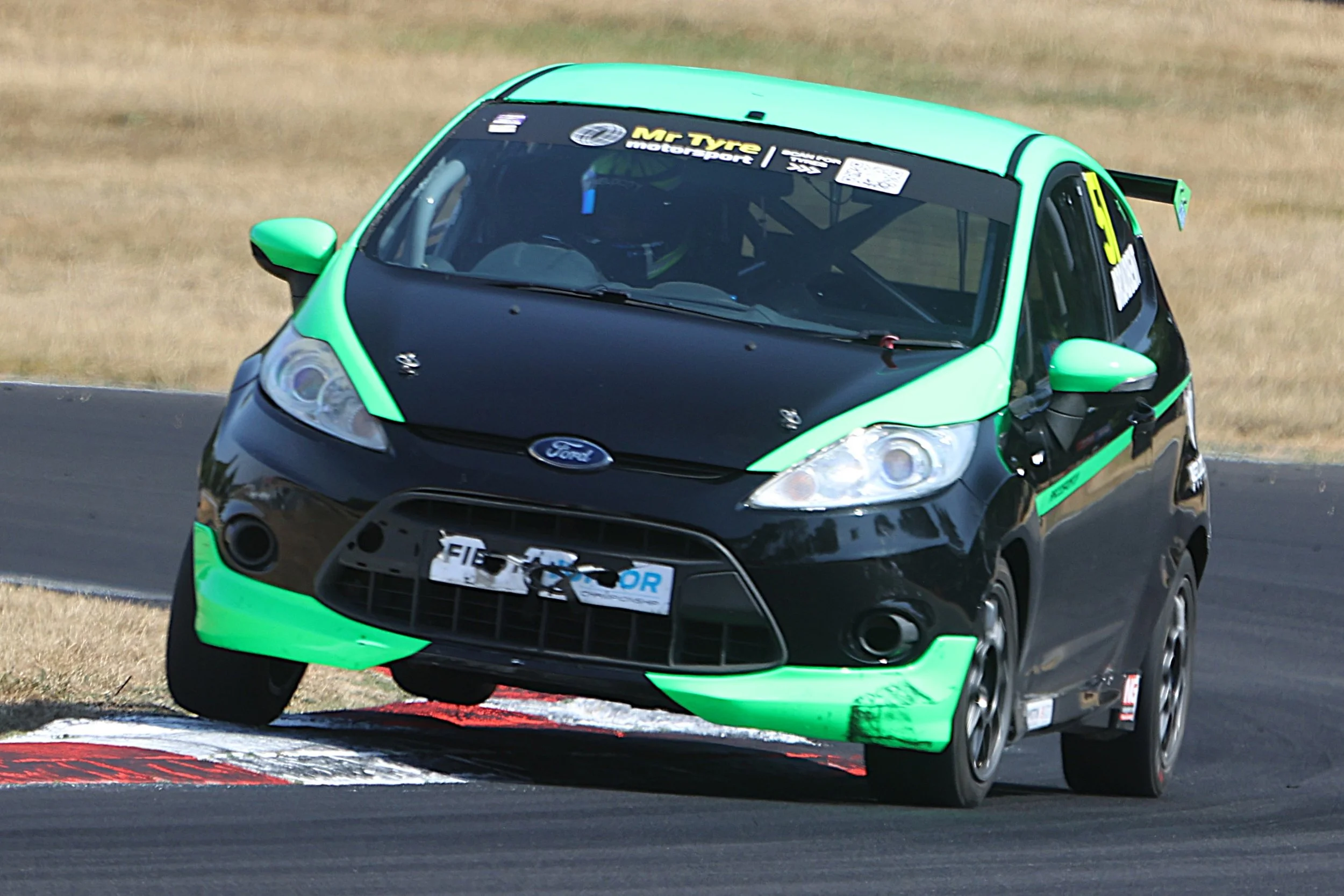 BB014368 crop.JPG