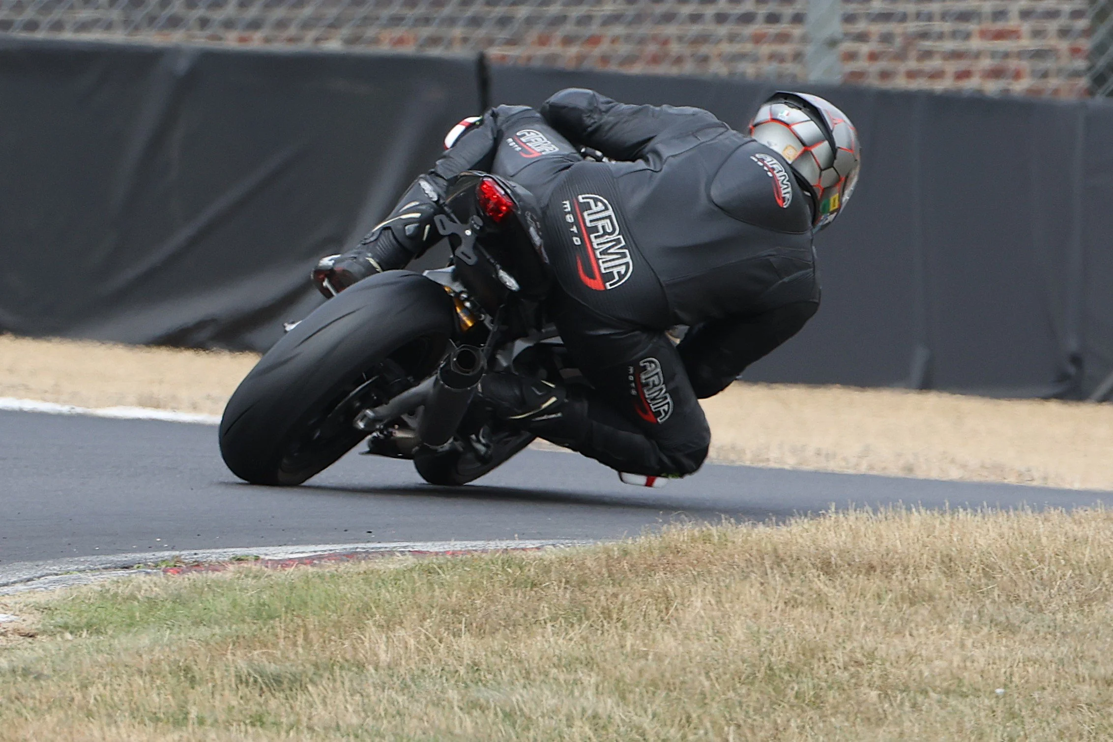 BB017271 crop.JPG