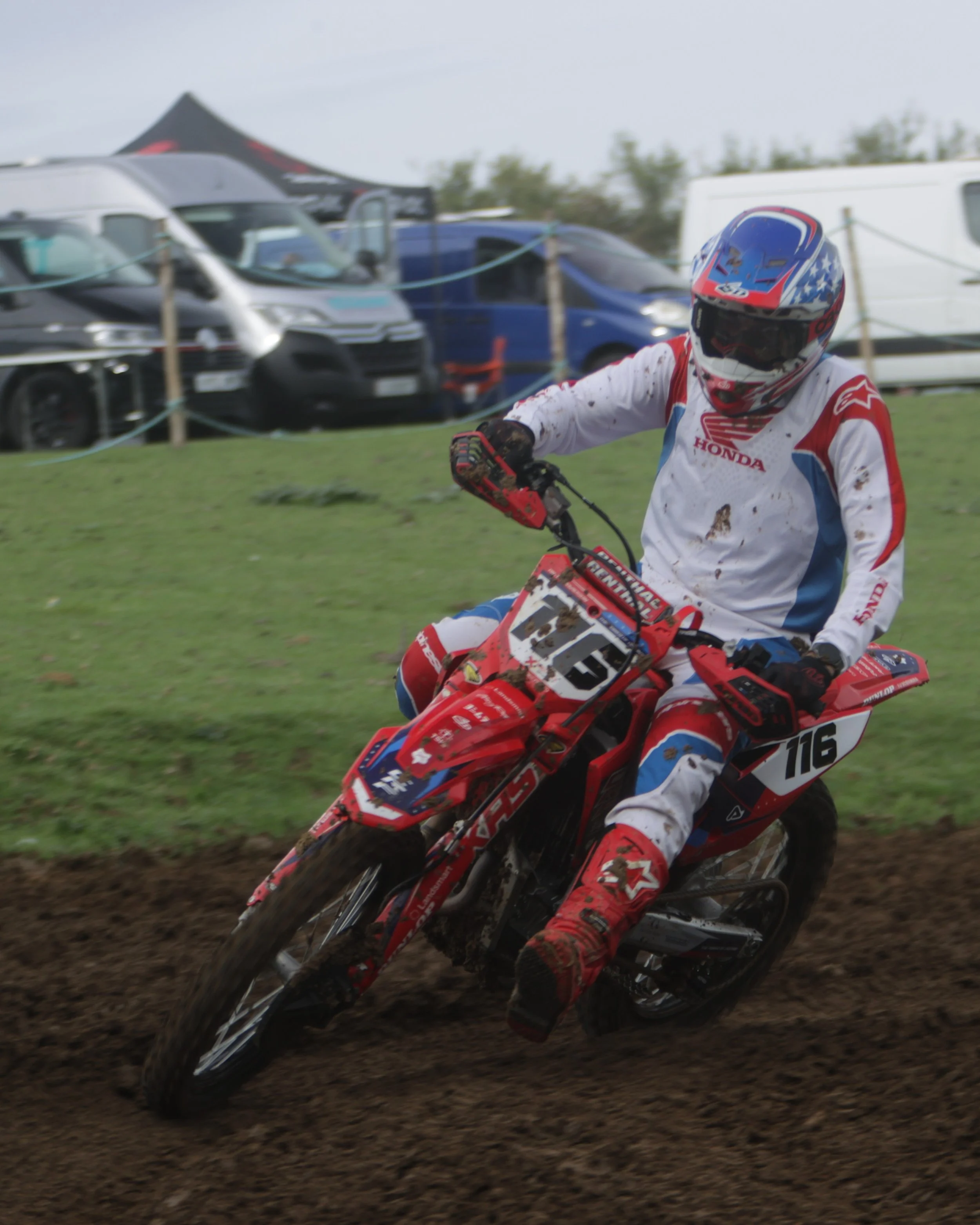 BB019148 crop.jpg