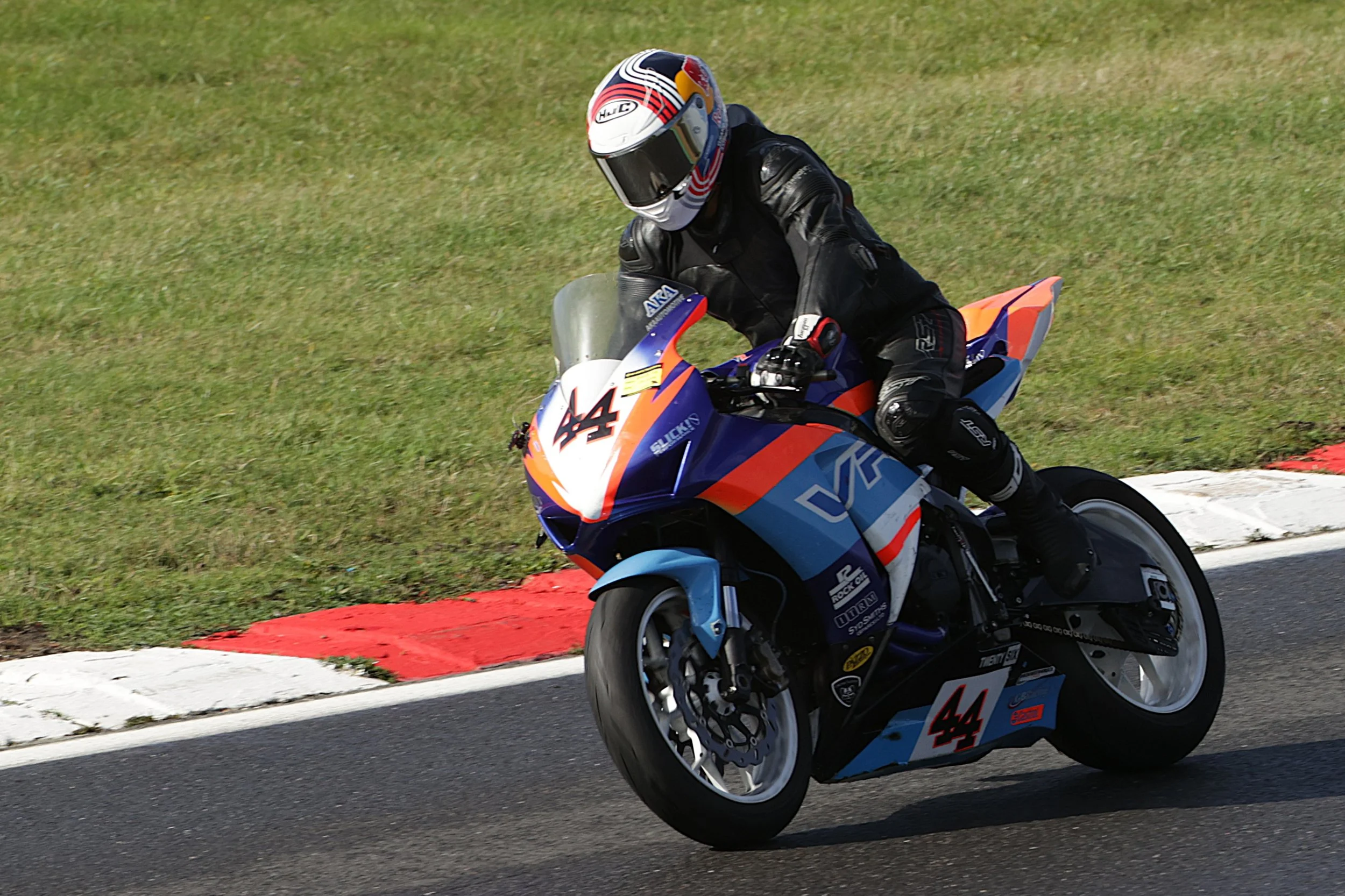 No Limits Bike Track Day - 27 Oct 26 - Paddock Hill Bend