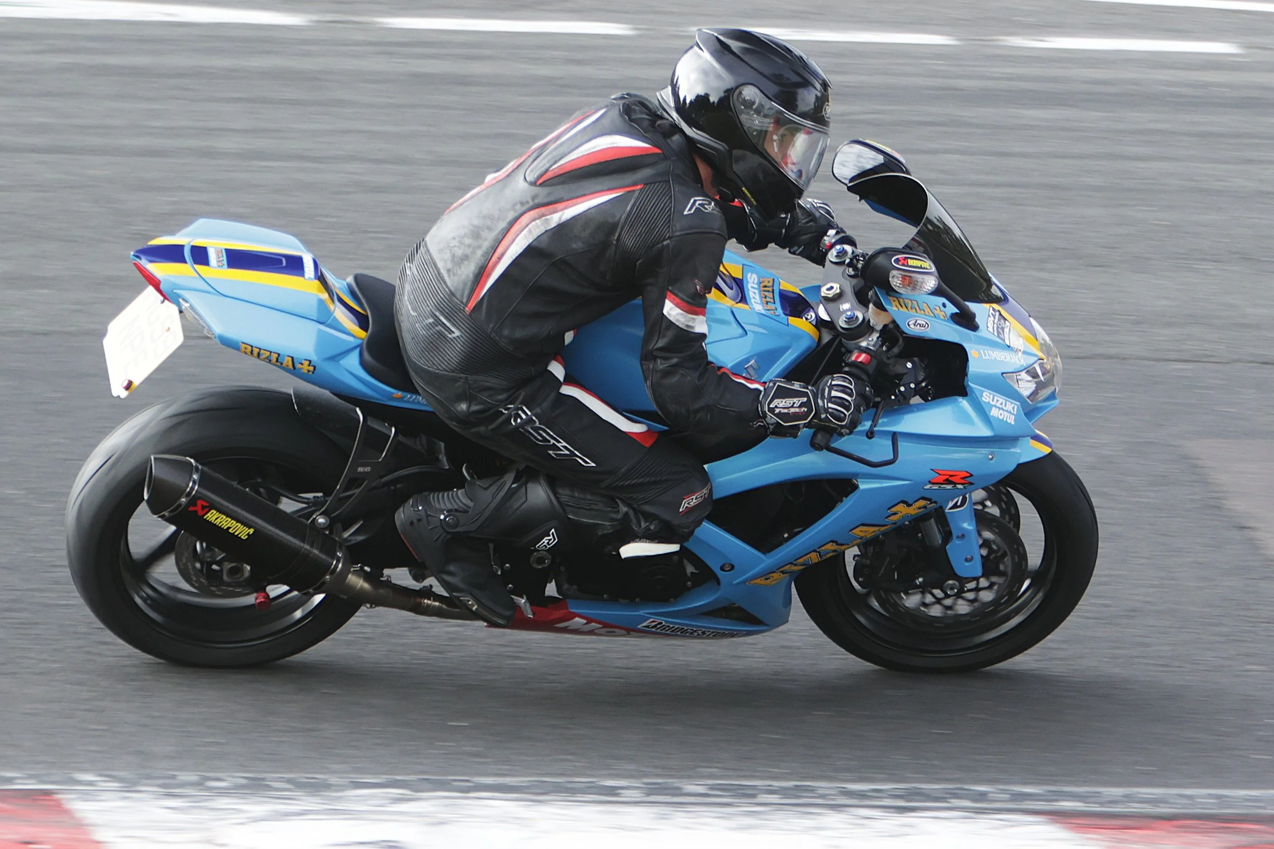 BB010931 crop.jpg