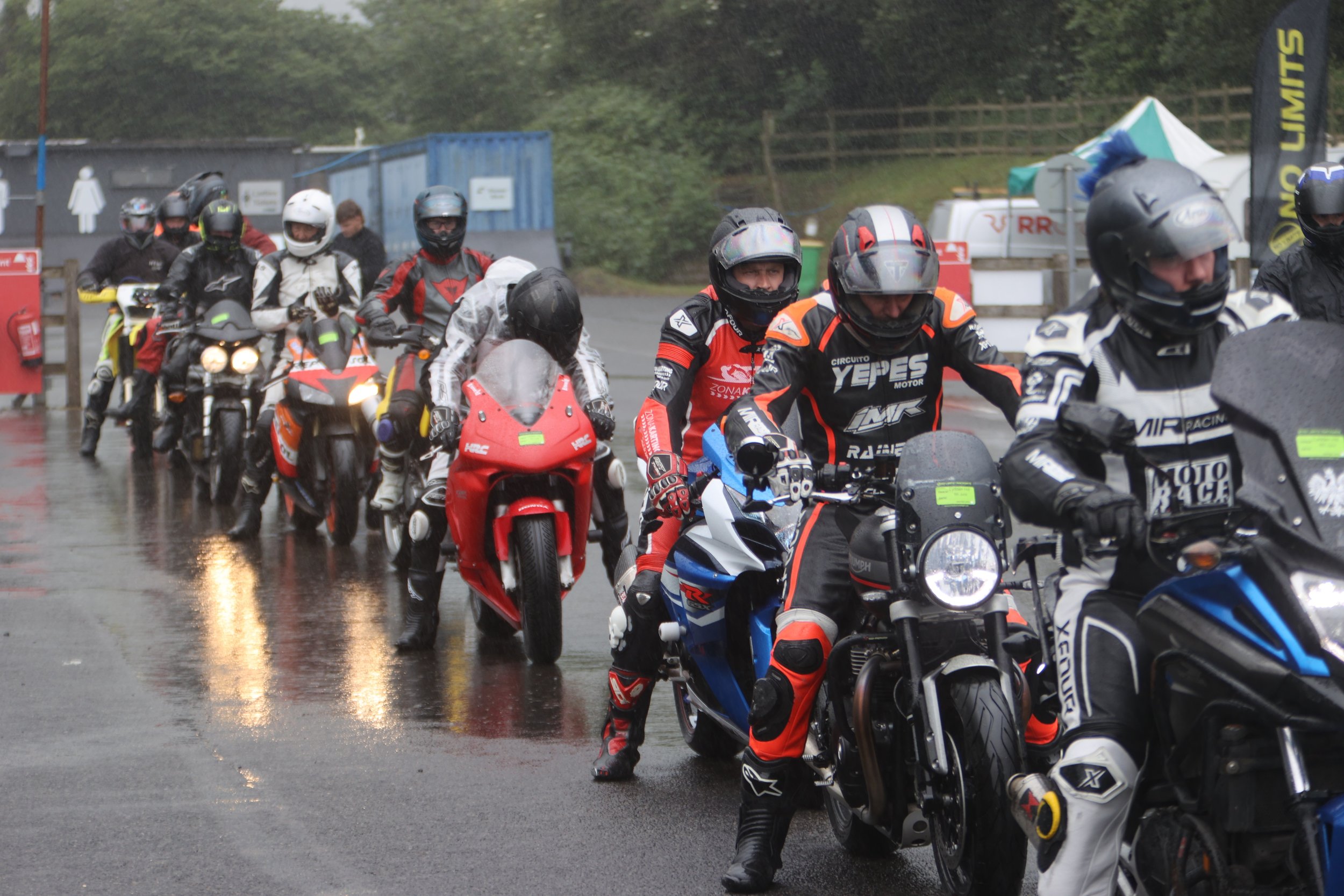 Life in the Pits - No Limits Bike Track Day at Lydden Hill - 06 June 26