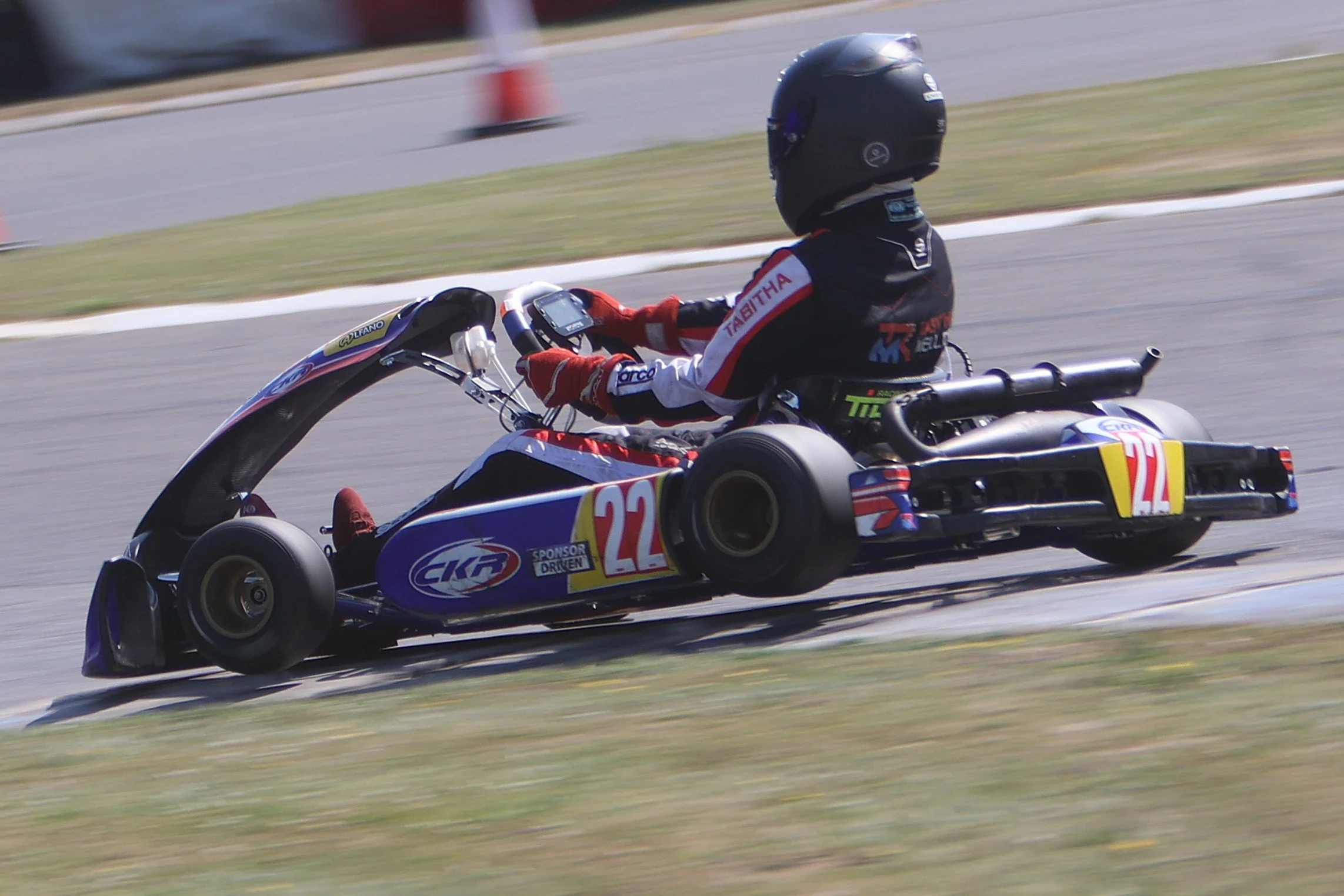 BB014012 crop.JPG