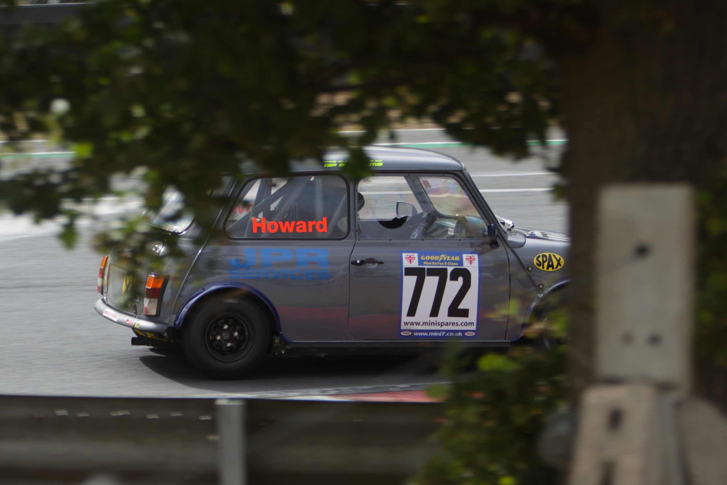 BB015110 crop.JPG