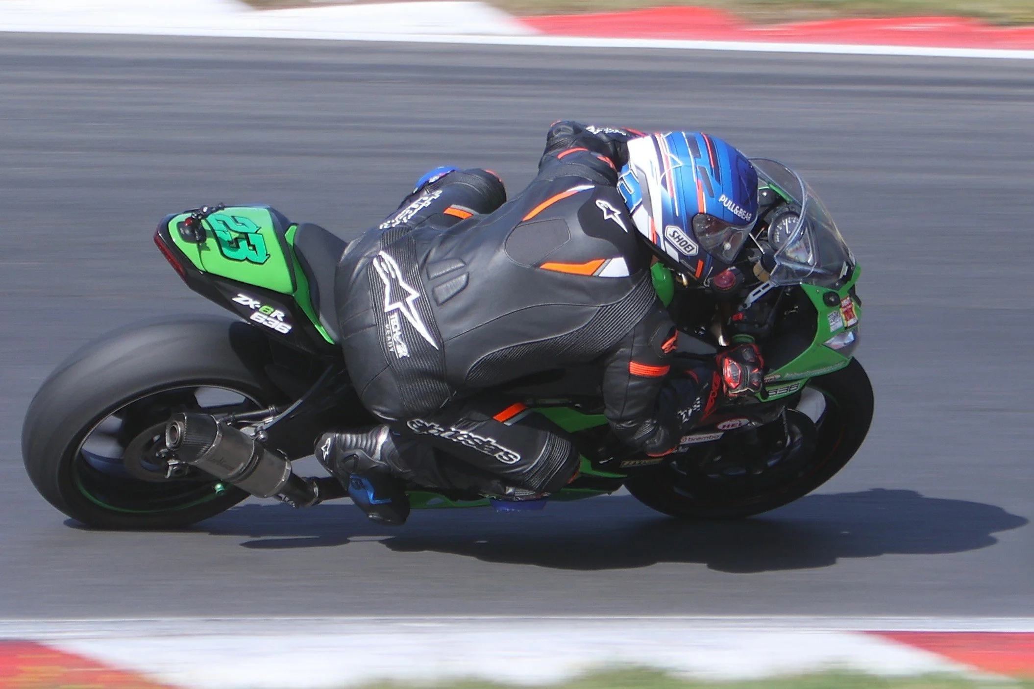 BB012928 crop.JPG
