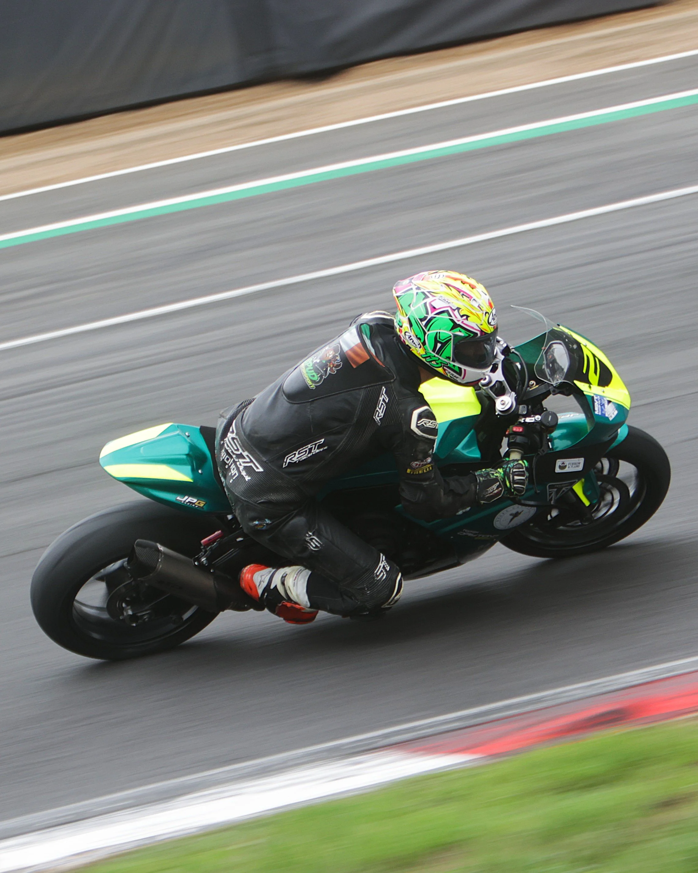 BB013586 crop.jpg