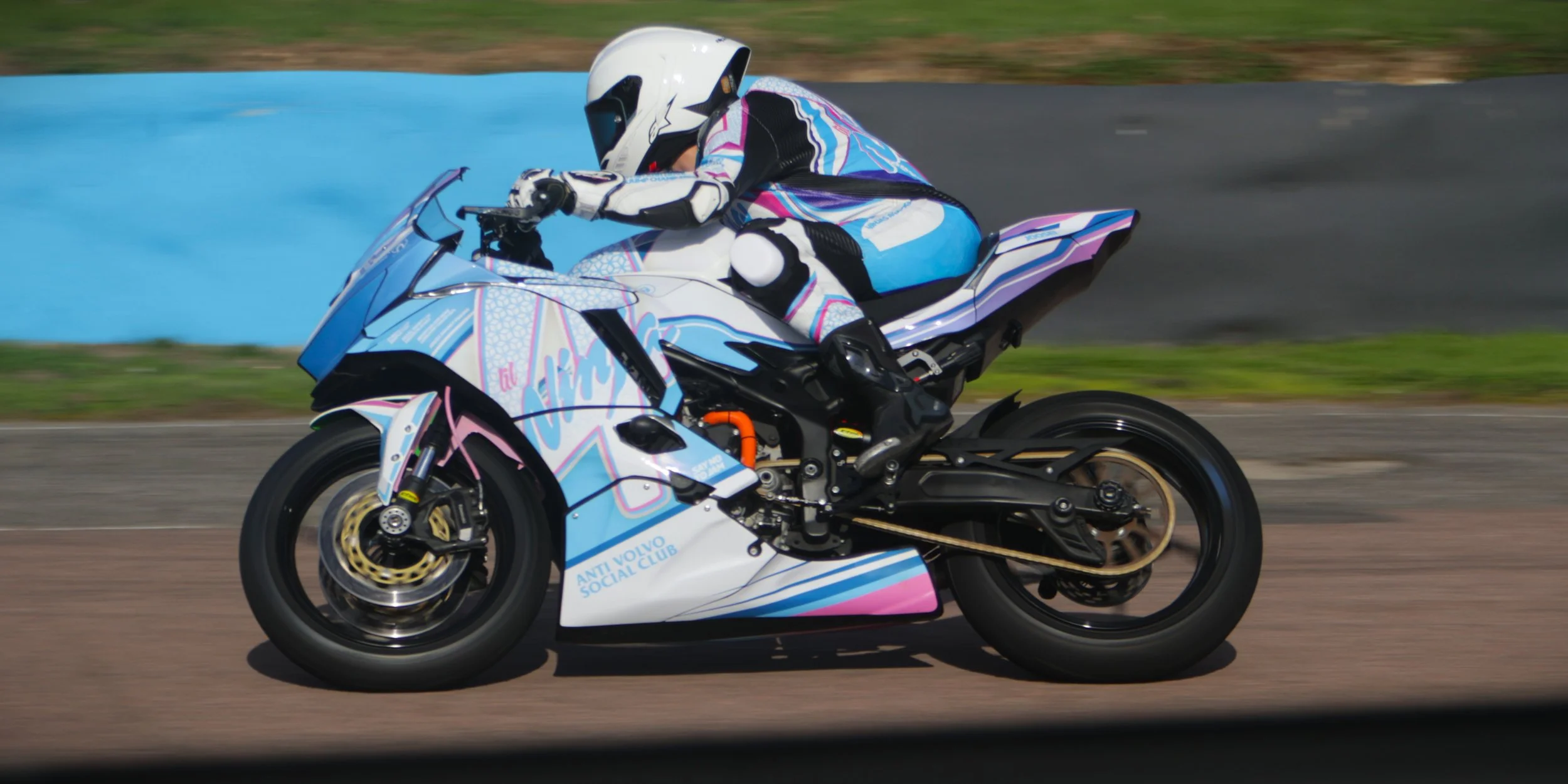 BB017786 crop.jpg