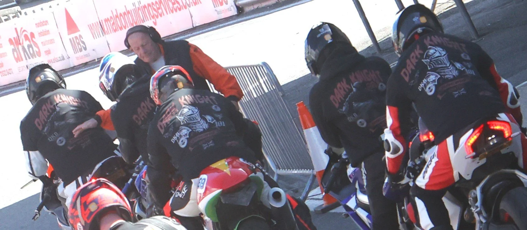 Life in the Pits for the Dark Knights Racing crew - MSV Bike Track day at Brands Hatch - 20 April 26