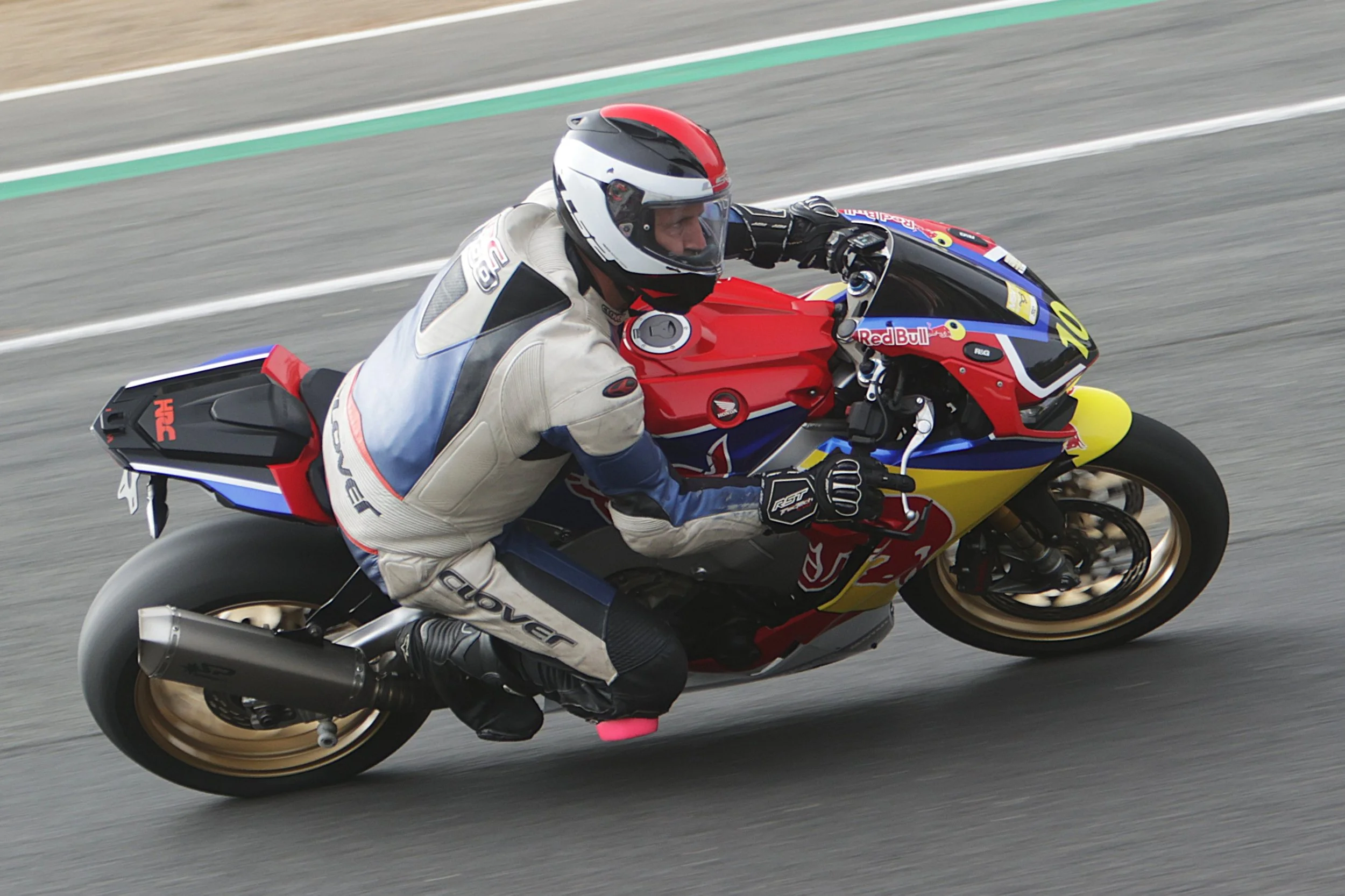BB010648 crop.jpg