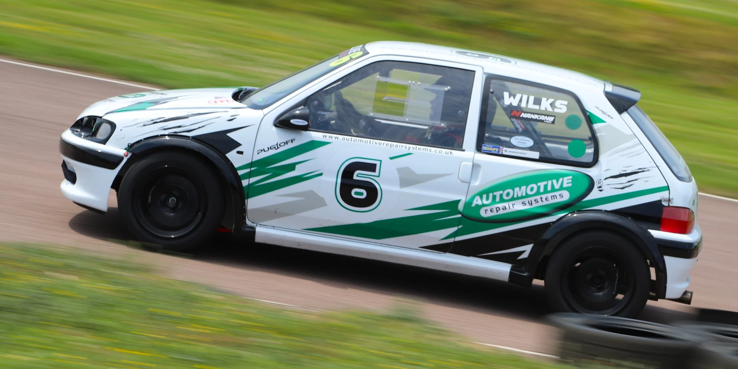 Production Saloons - LHMC Race Day