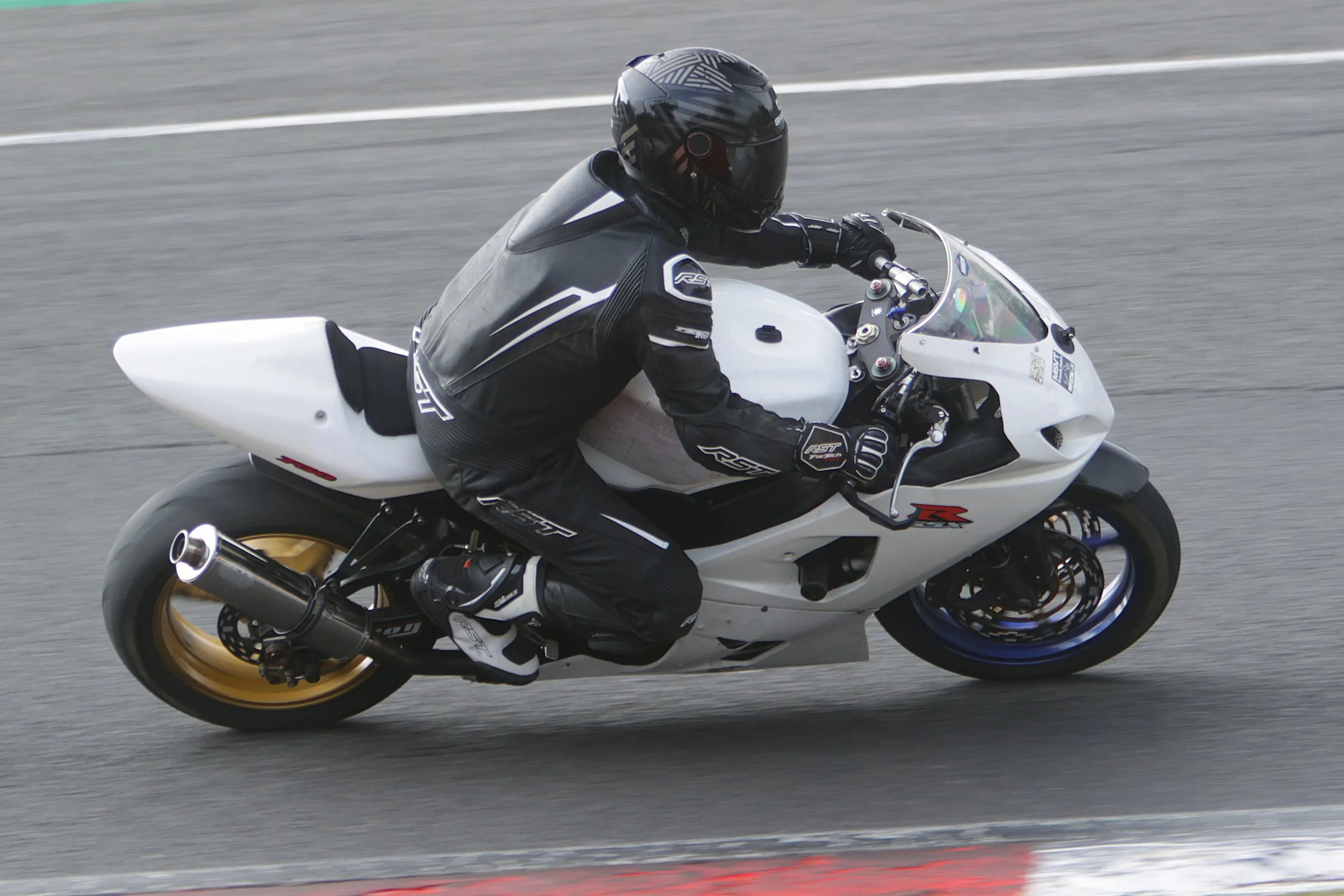 BB010862 crop.jpg