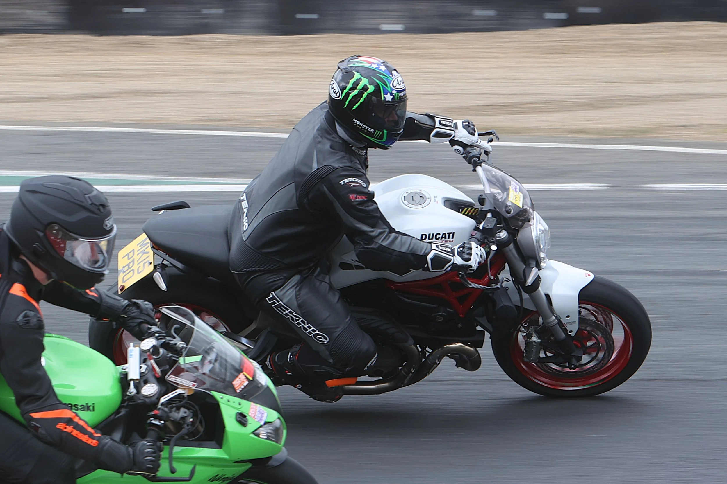 BB016581 crop.JPG