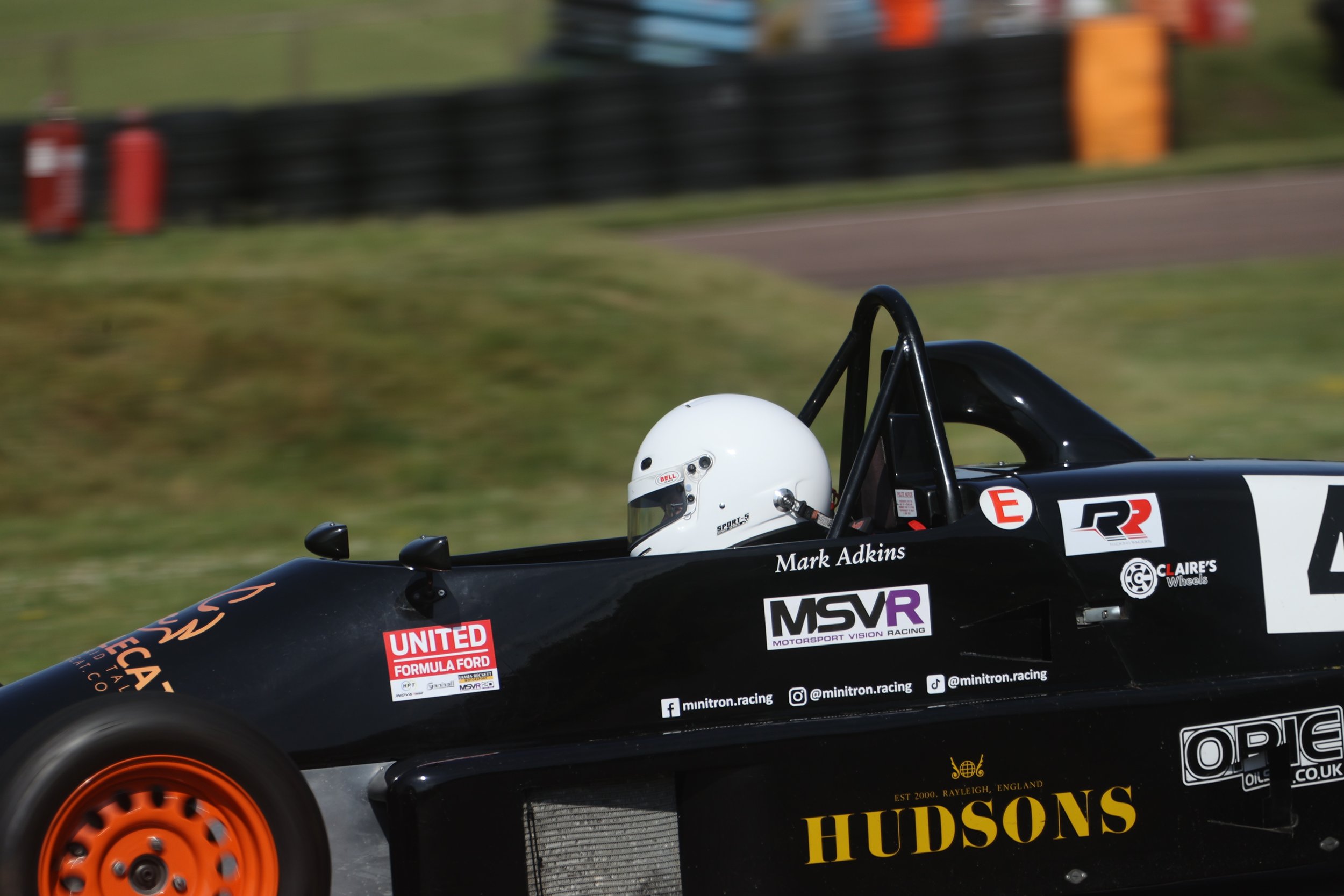 United Formula Ford - LHMC Race Day