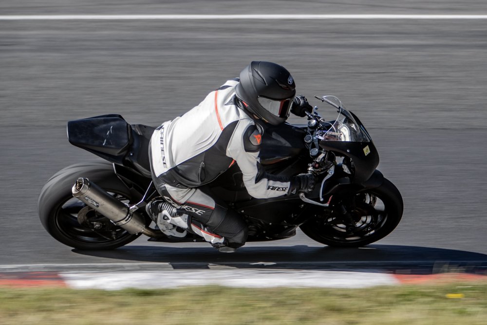 Navigating 'Druids' - No Limits Bike Track Day 26 May 26