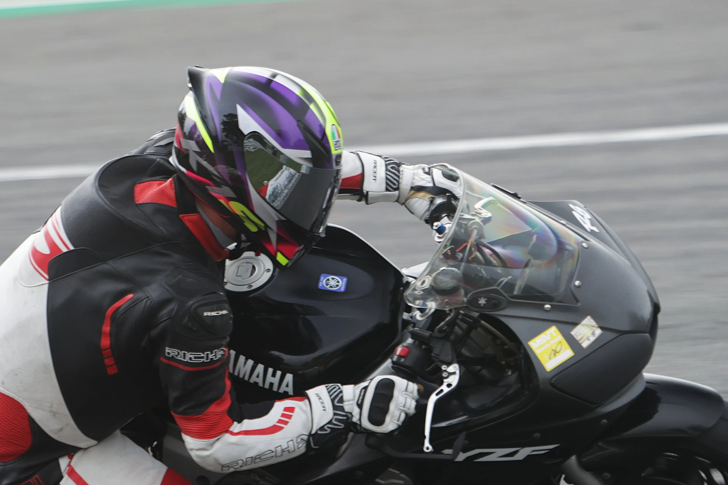 BB010804 crop.jpg