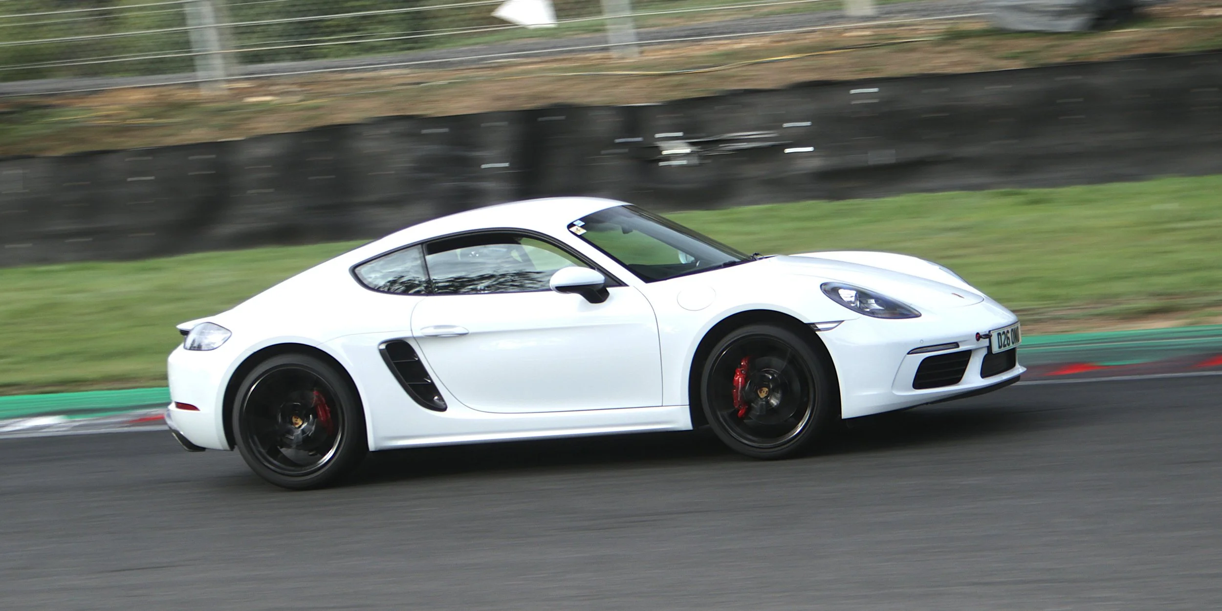 BB011882 crop.jpg